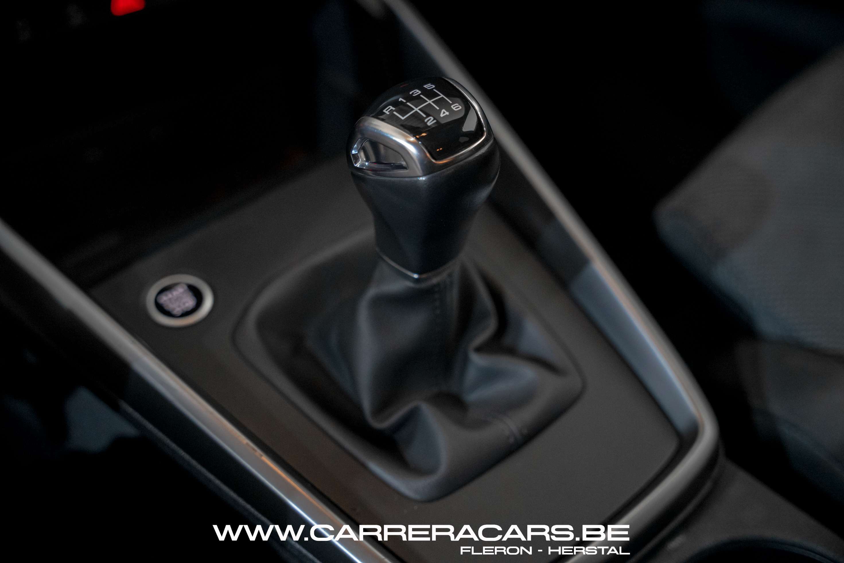 Audi A3 30 TFSI S-line*|NAVI*LED*SG CHAUFF*PDC*CRUISE*GARANTIE*|