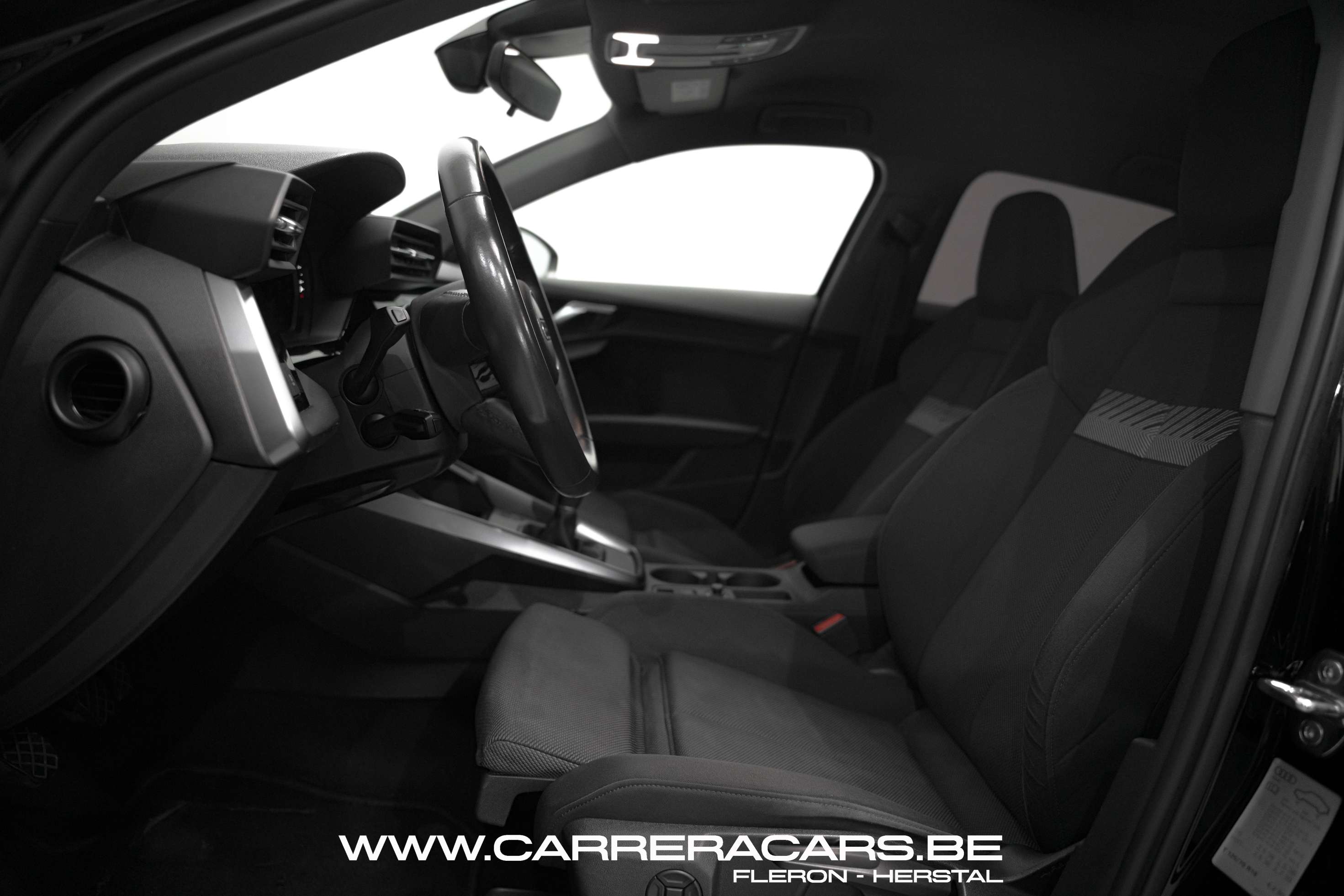 Audi A3 30 TFSI S-line*|NAVI*LED*SG CHAUFF*PDC*CRUISE*GARANTIE*|