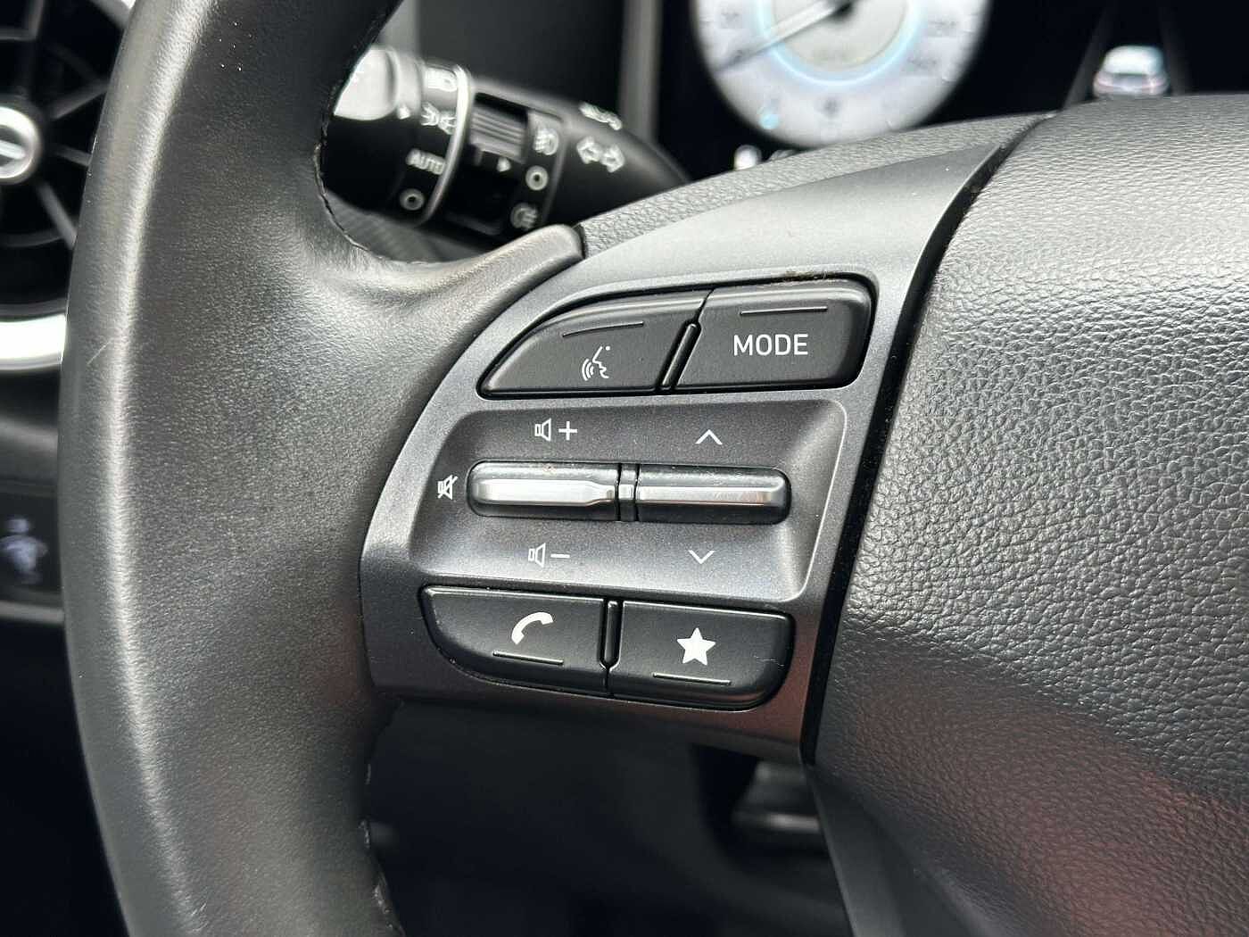 Hyundai KONA 1.0 T-GDi Twist LED/CARPLAY/CAMERA/SENSOR/CLIM/