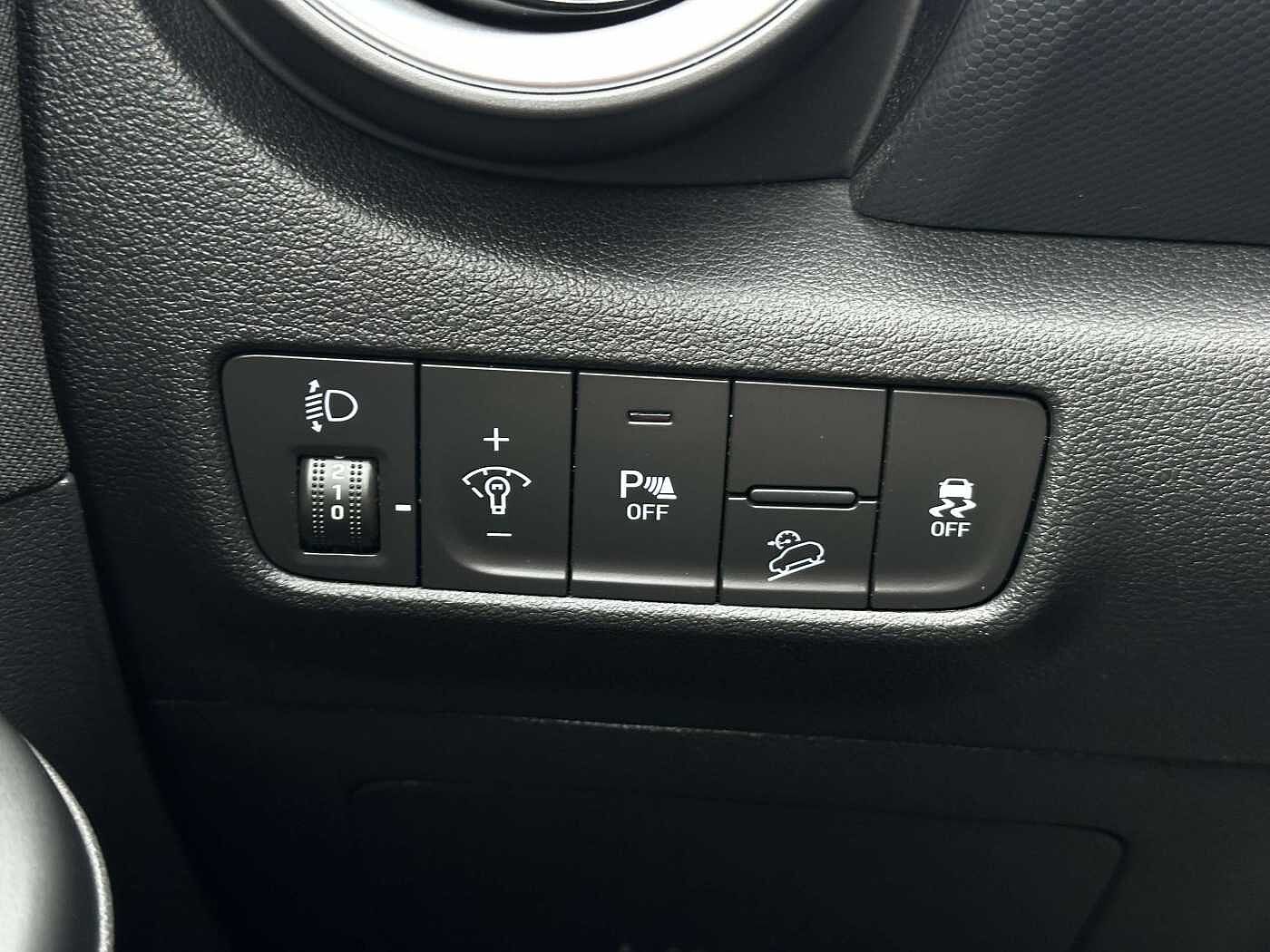 Hyundai KONA 1.0 T-GDi Twist LED/CARPLAY/CAMERA/SENSOR/CLIM/
