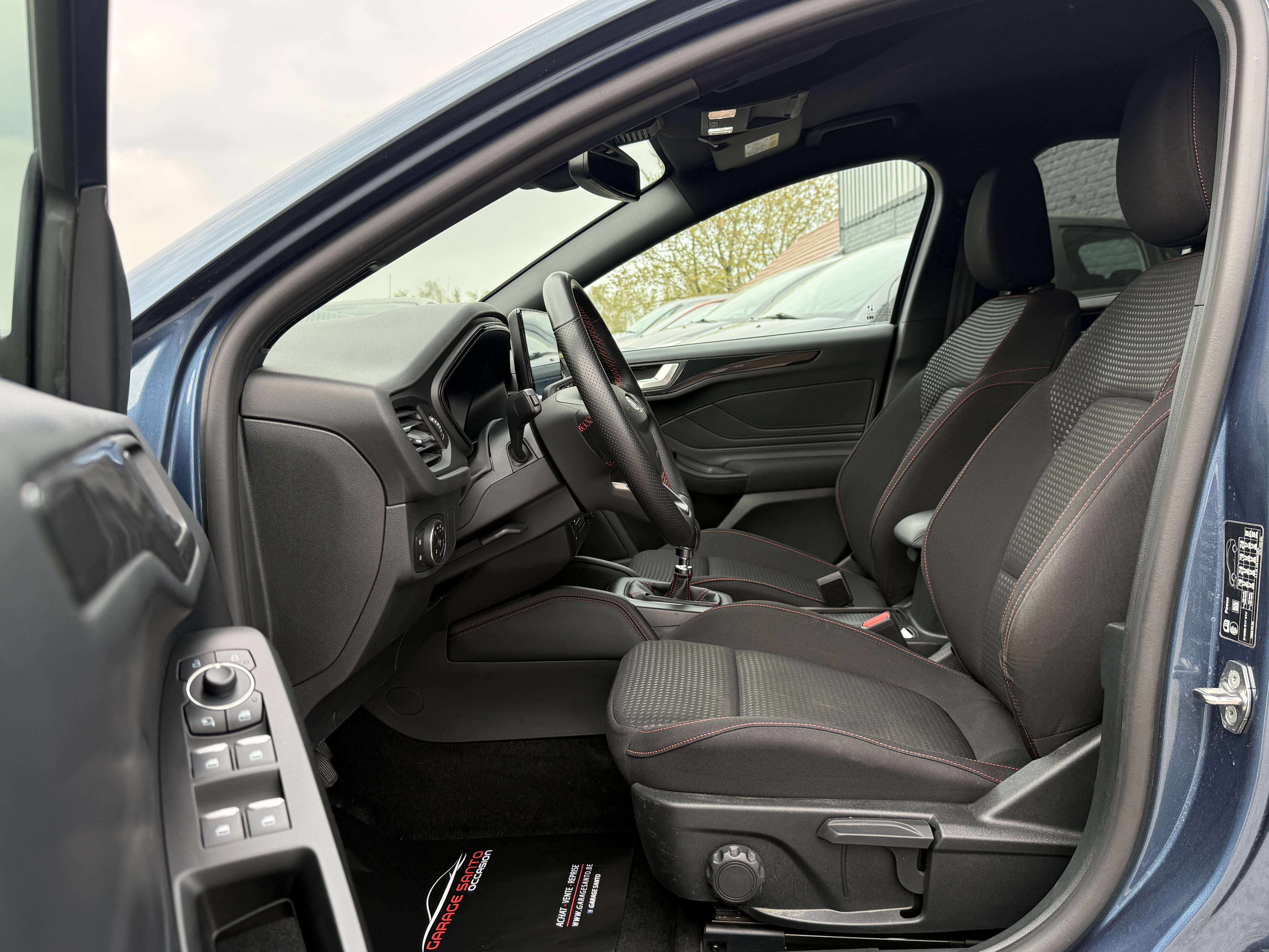 Ford Focus Focus 1.0 EcoBoost MHEV ST-LINE /CarPlay/Navi/Led/Caméra/Pdc/J.a/Garantie/