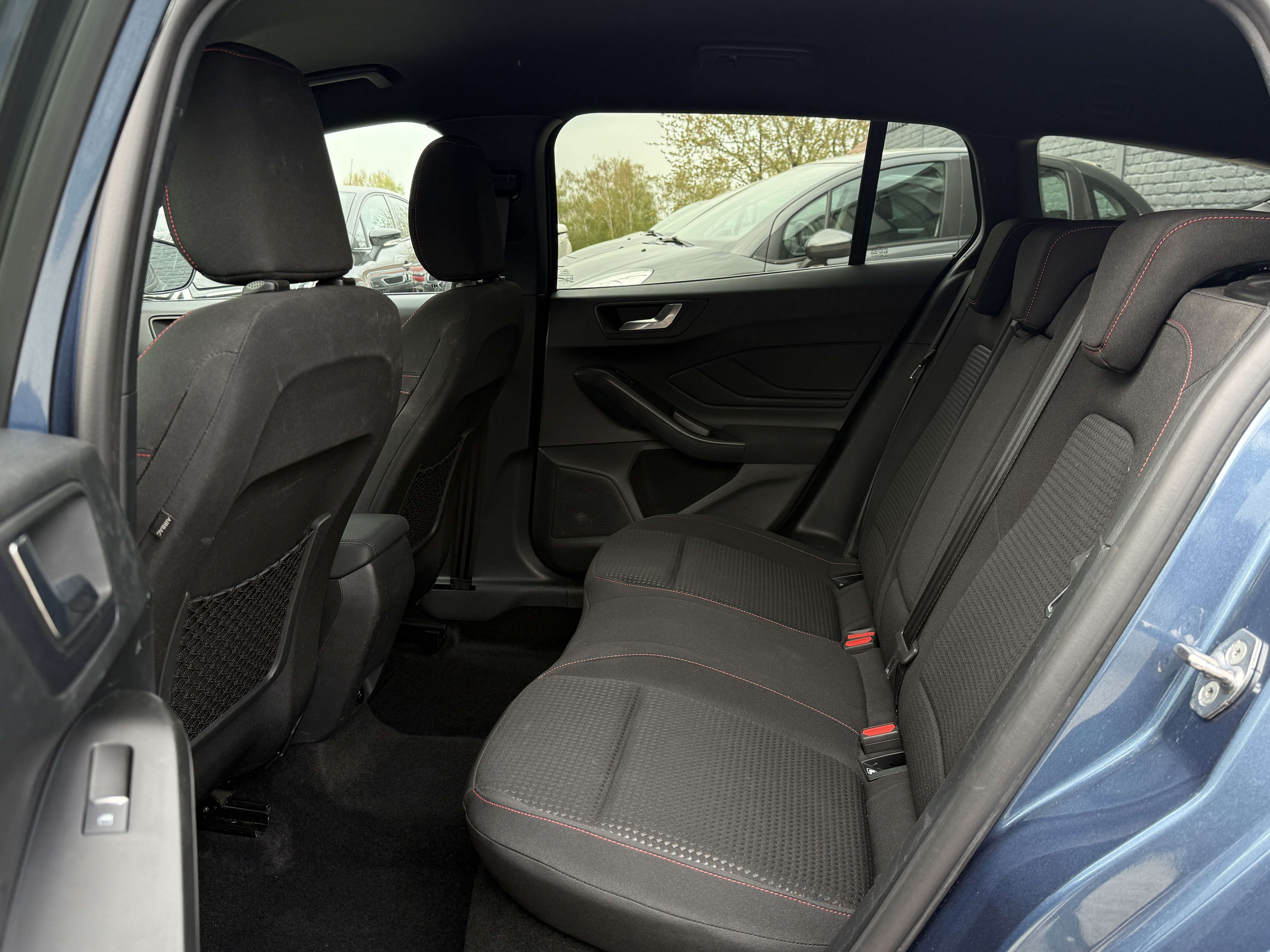 Ford Focus Focus 1.0 EcoBoost MHEV ST-LINE /CarPlay/Navi/Led/Caméra/Pdc/J.a/Garantie/