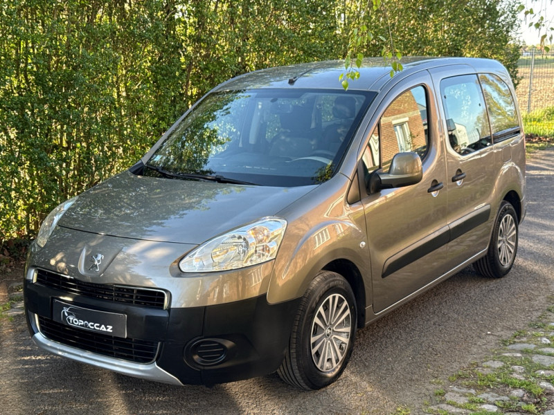 Peugeot PARTNER TEPEE 1.6 HDI 92CH ACTIVE ETG6 * AUTOMATIQUE * 2015 * 1ERE MAIN