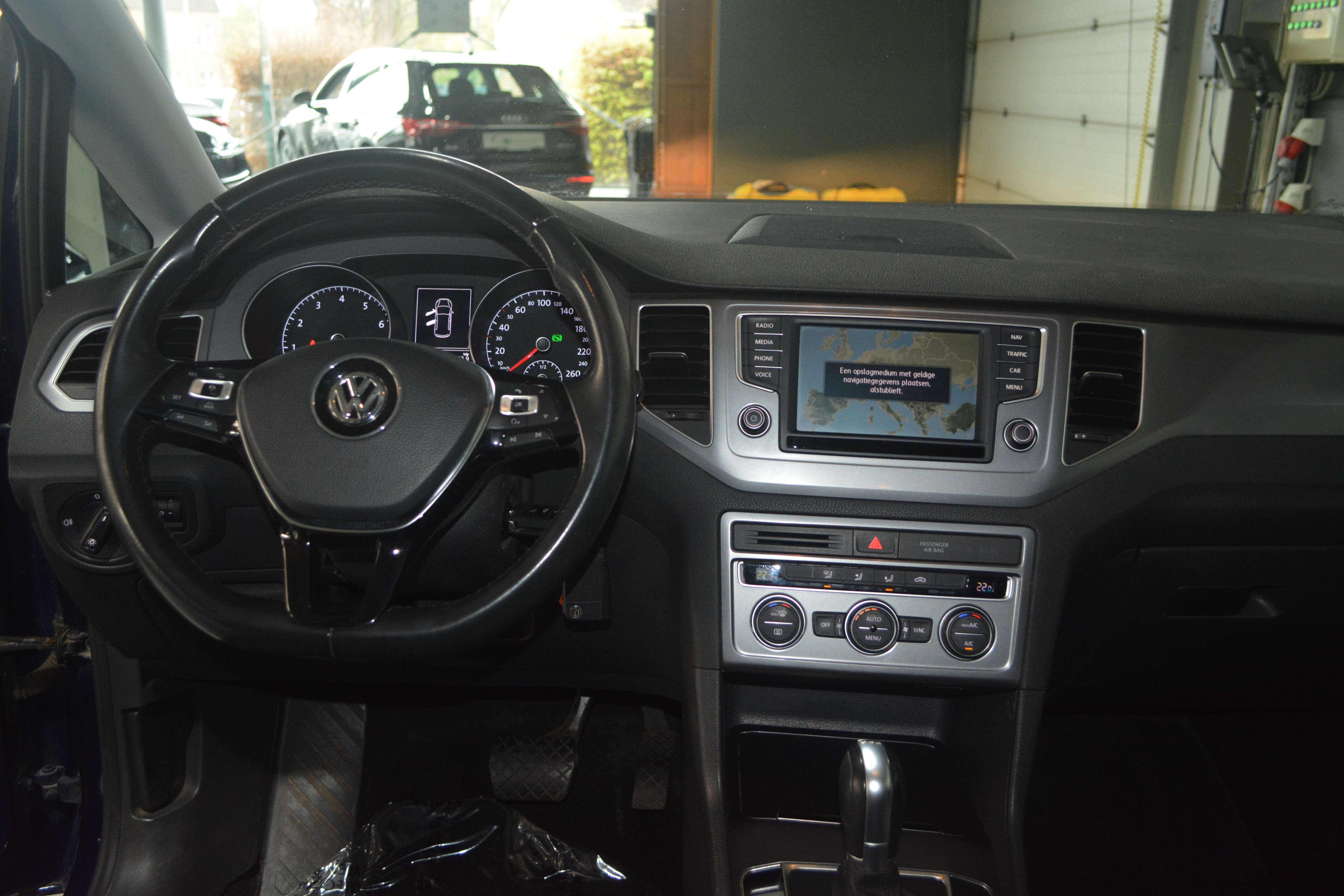 Volkswagen Golf Sportsvan Golf Sportsvan 1.2 TSI Sound DSG / NAVI / APPLE CAR-PLAY