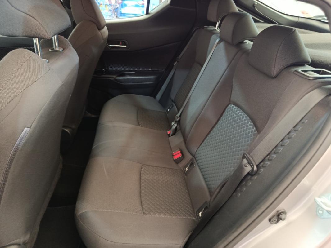 Toyota C-hr 2.0 Hybride 184 Dynamic Business Beyond