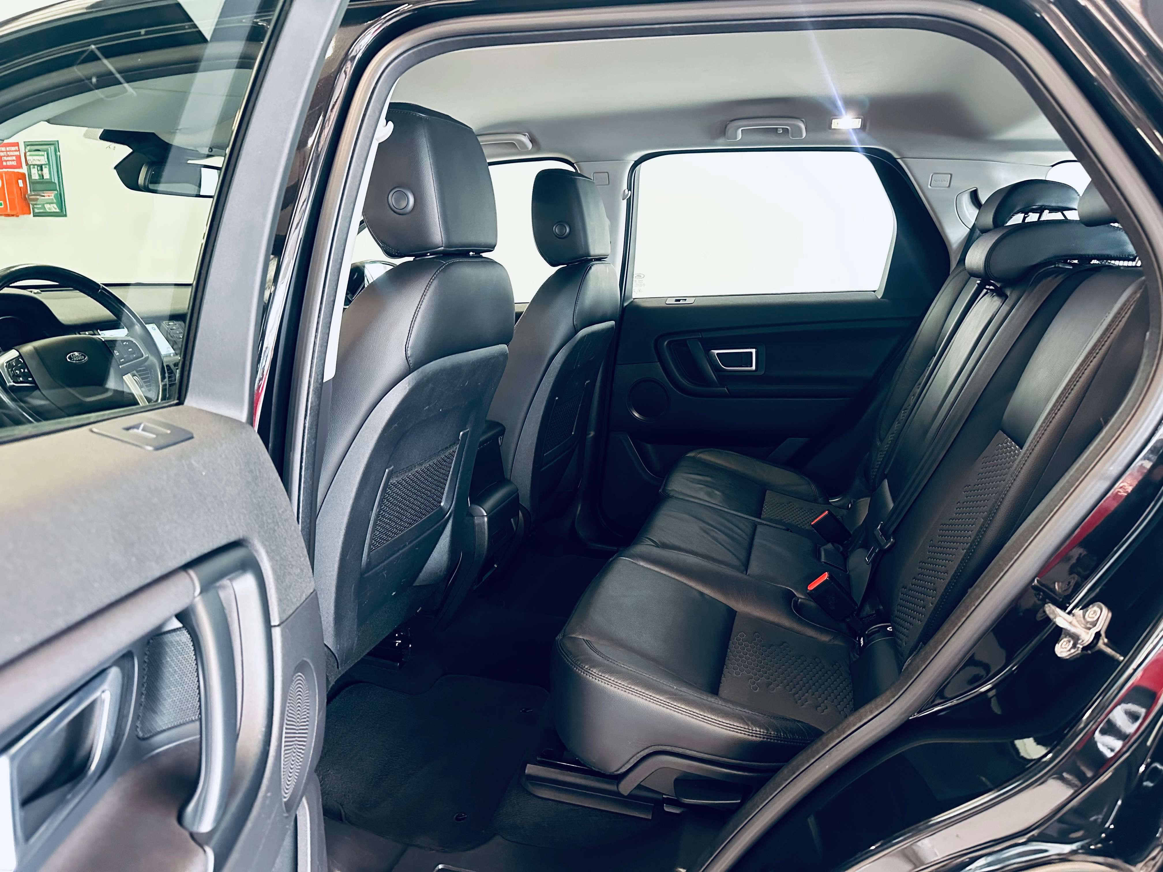 Land Rover Discovery Sport 2.0 PDC NAVI CLIM BIZONE BLUETOOTH ISOFIX KEY LESS ATTACHE REM