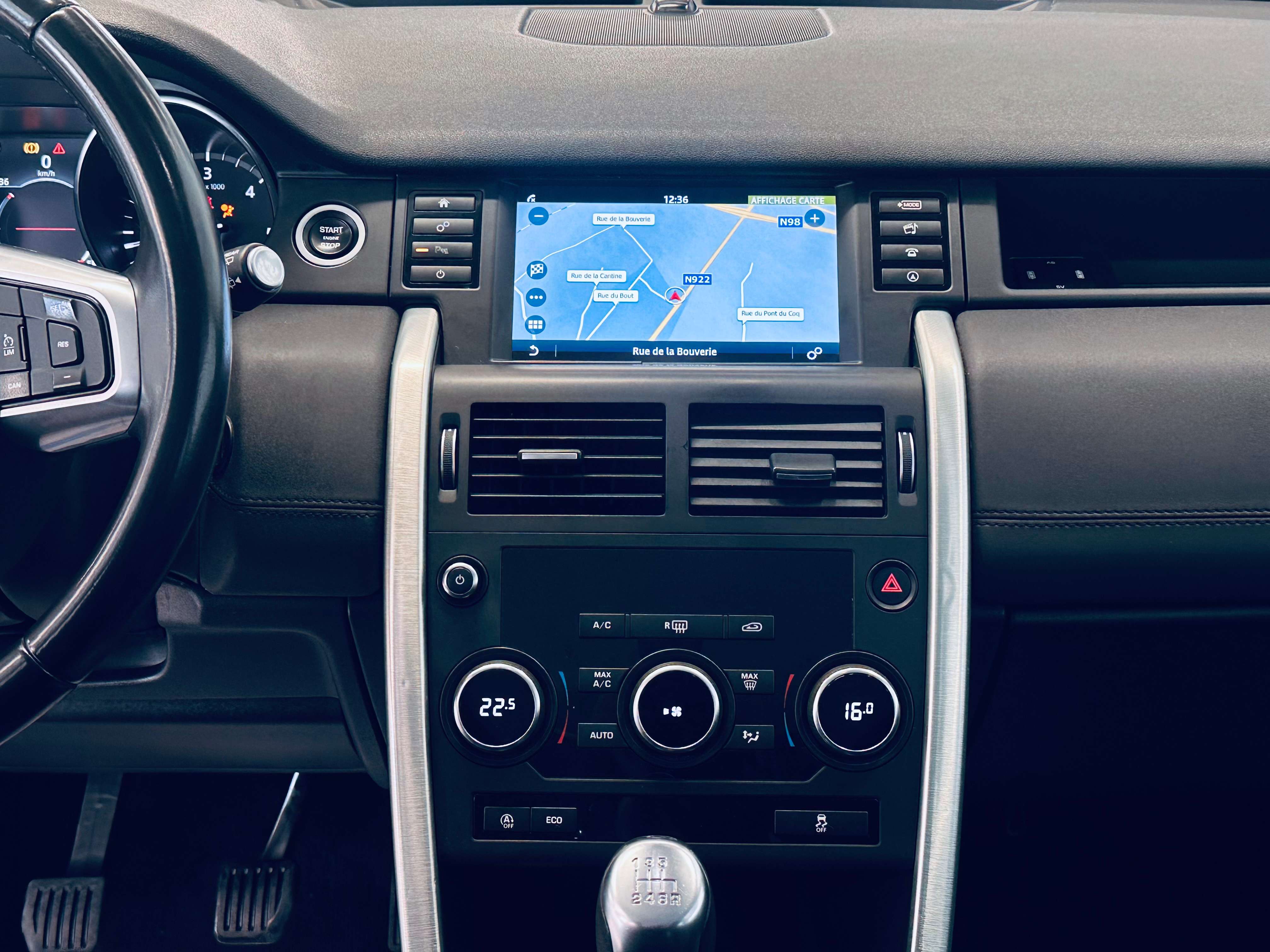 Land Rover Discovery Sport 2.0 PDC NAVI CLIM BIZONE BLUETOOTH ISOFIX KEY LESS ATTACHE REM