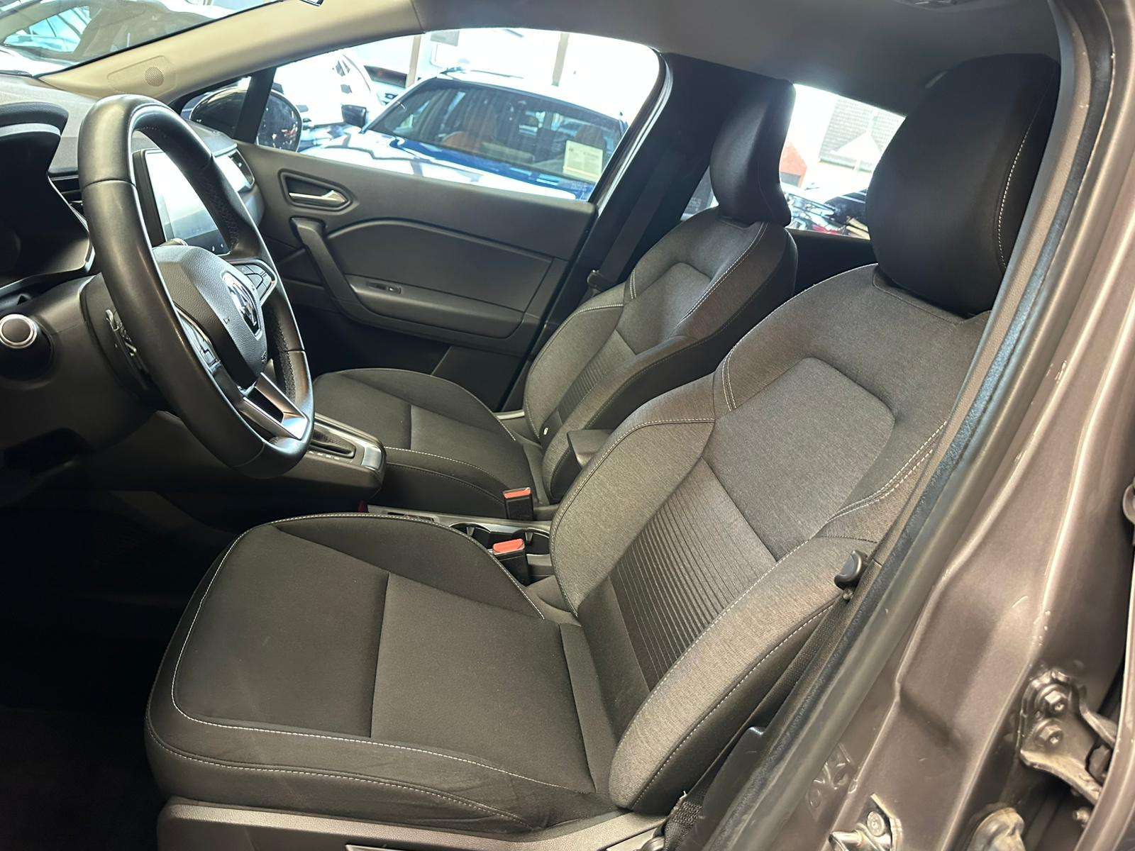 Renault Captur 1.5 dCi  EDC /Cam/Pdc/Navi/Alu/Cruise/Led *1j garantie*