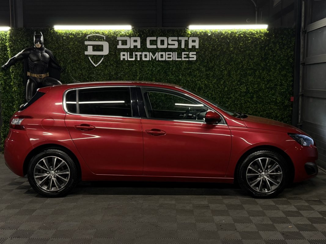 Peugeot 308 II ALLURE 1.2 130 Cv ECRAN GPS TACTILE CAMERA RECUL BVM6 CRIT AIR 1 - GARANTIE AN