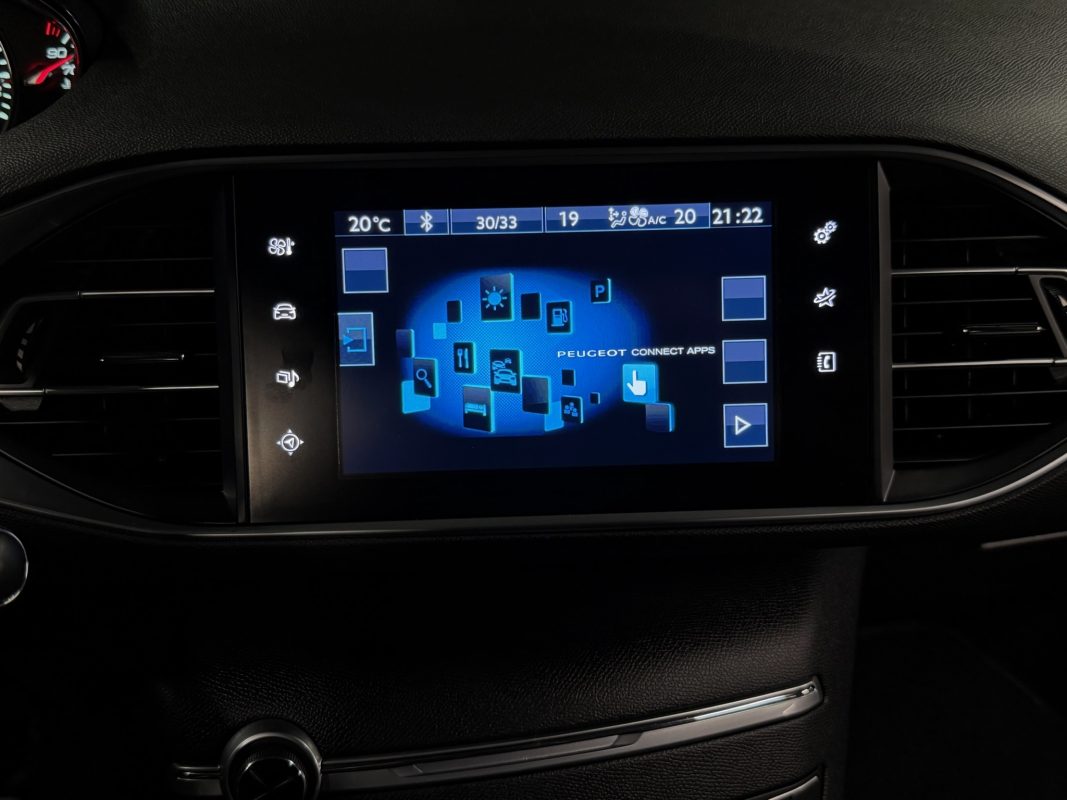 Peugeot 308 II ALLURE 1.2 130 Cv ECRAN GPS TACTILE CAMERA RECUL BVM6 CRIT AIR 1 - GARANTIE AN