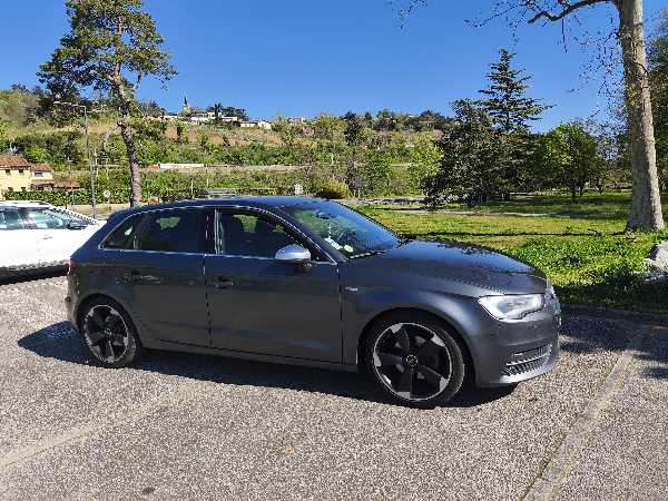 Audi A3 Sportback 2.0tdi s-line 150ch