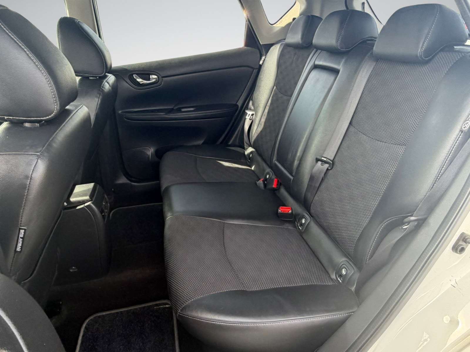 Nissan Pulsar Pulsar 1.5 dCi Pure Drive / Cam 360 / Navi / Clim