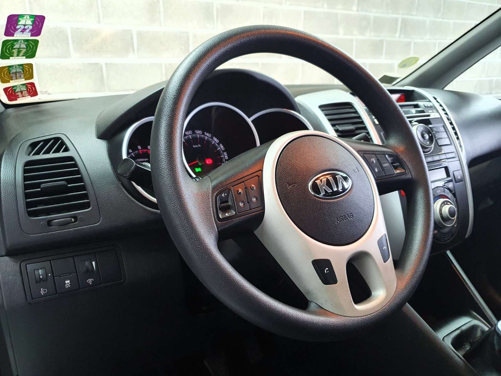 Kia Venga 🟢1.4 DIESEL - 1ER MAIN - CRUISE - CLIM -BLUETOOTH