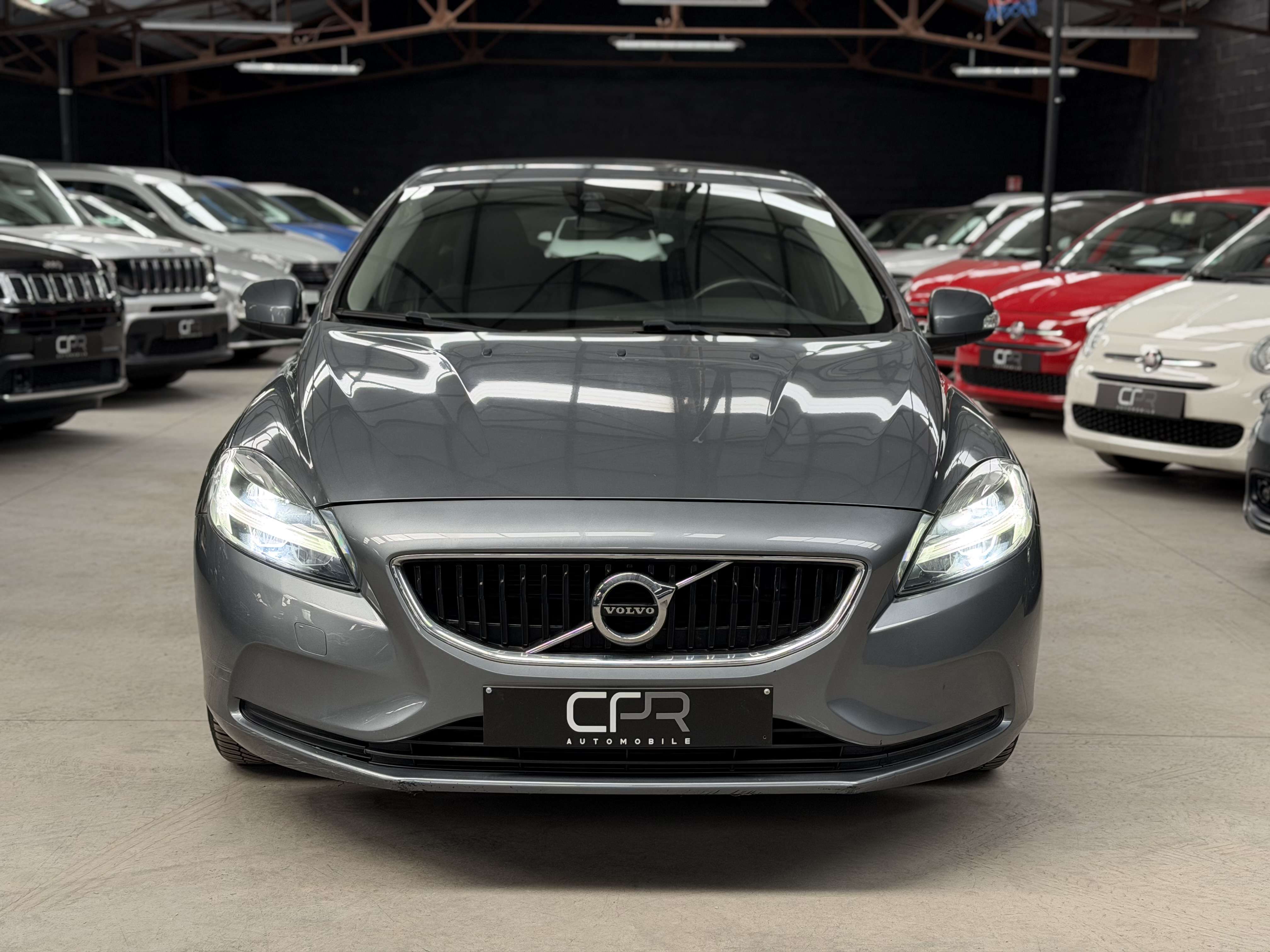 Volvo V40 2.0i * GPS * RADAR AR * CRUISE * CLIM * JANTE