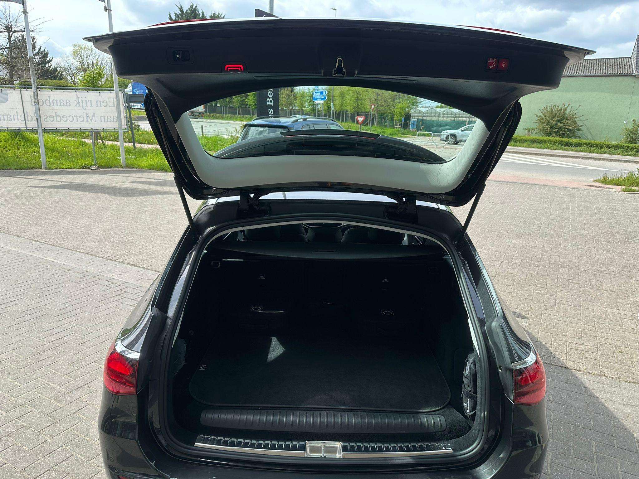 Mercedes-Benz E 300 Estate E e Luxury Line