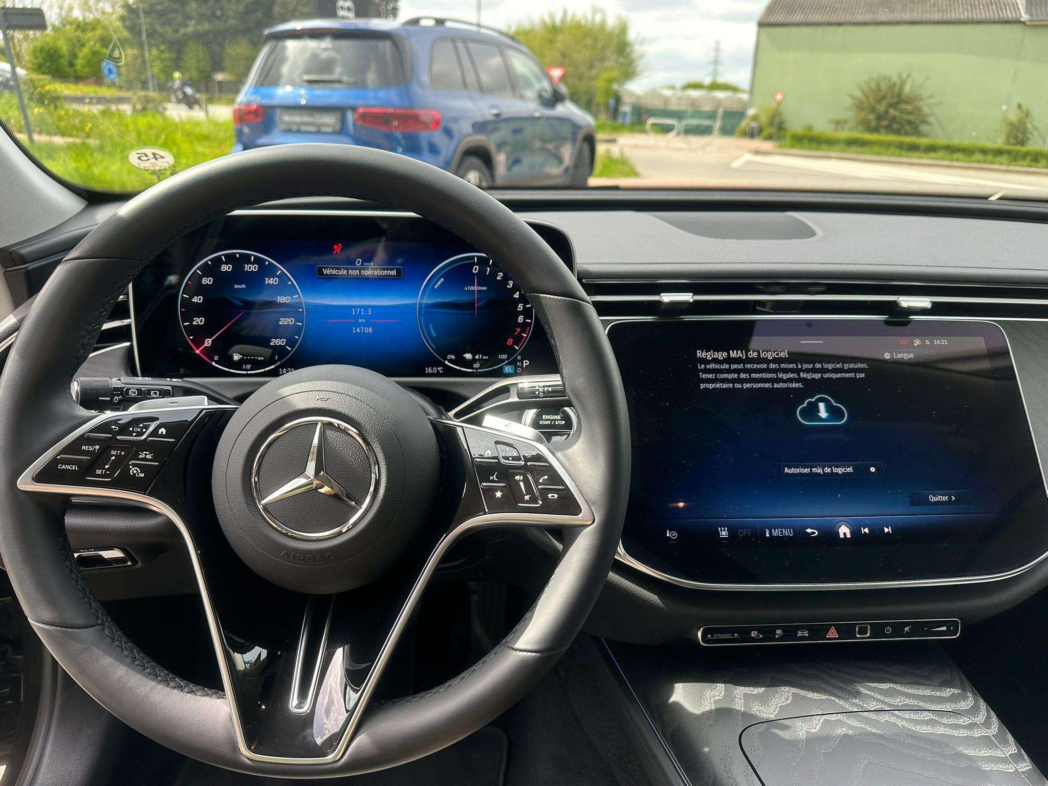 Mercedes-Benz E 300 Estate E e Luxury Line