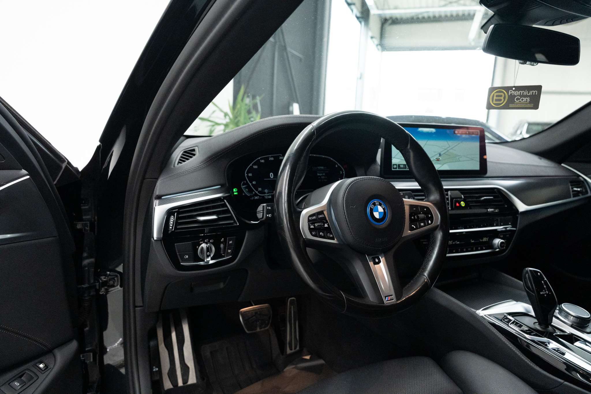 BMW 530 e xDrive touring M-pack! Full, Sfeer, ACC, Trekhaak!