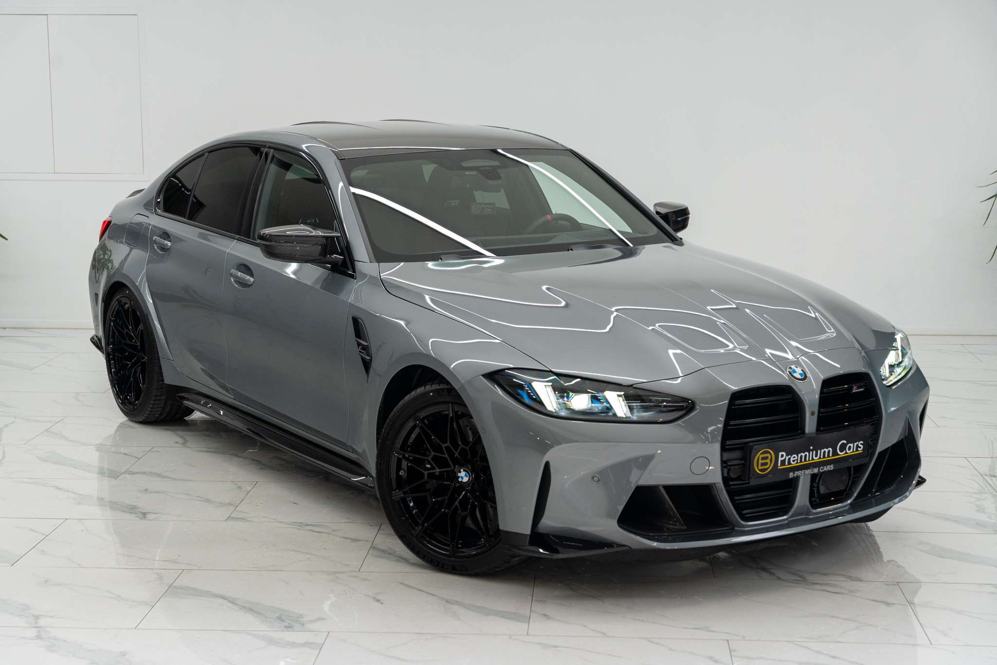 BMW M3 Competition xDrive Carbon pack! Full options! New car!