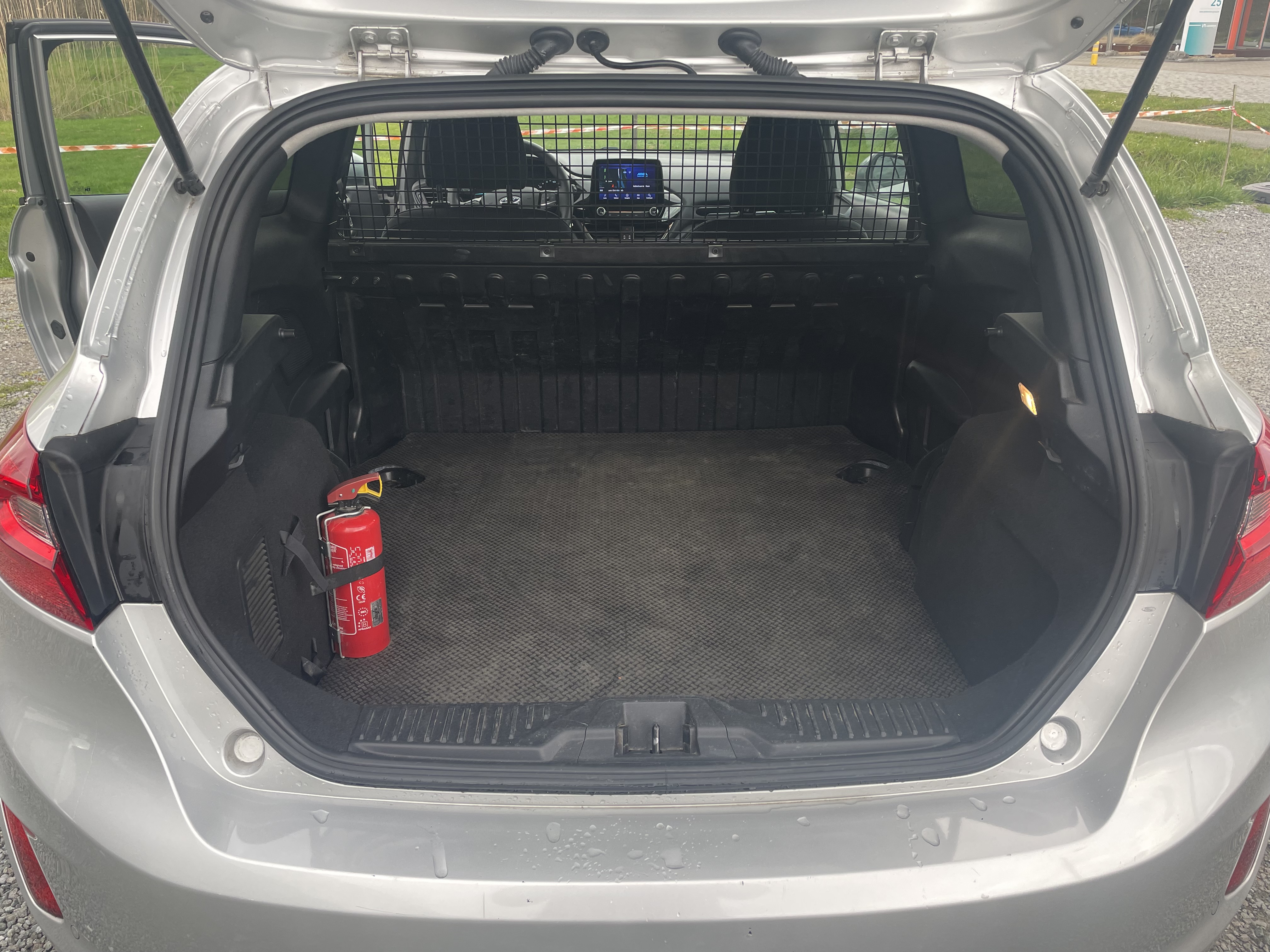 Ford Fiesta 1.1 85 Lichte Vracht!!