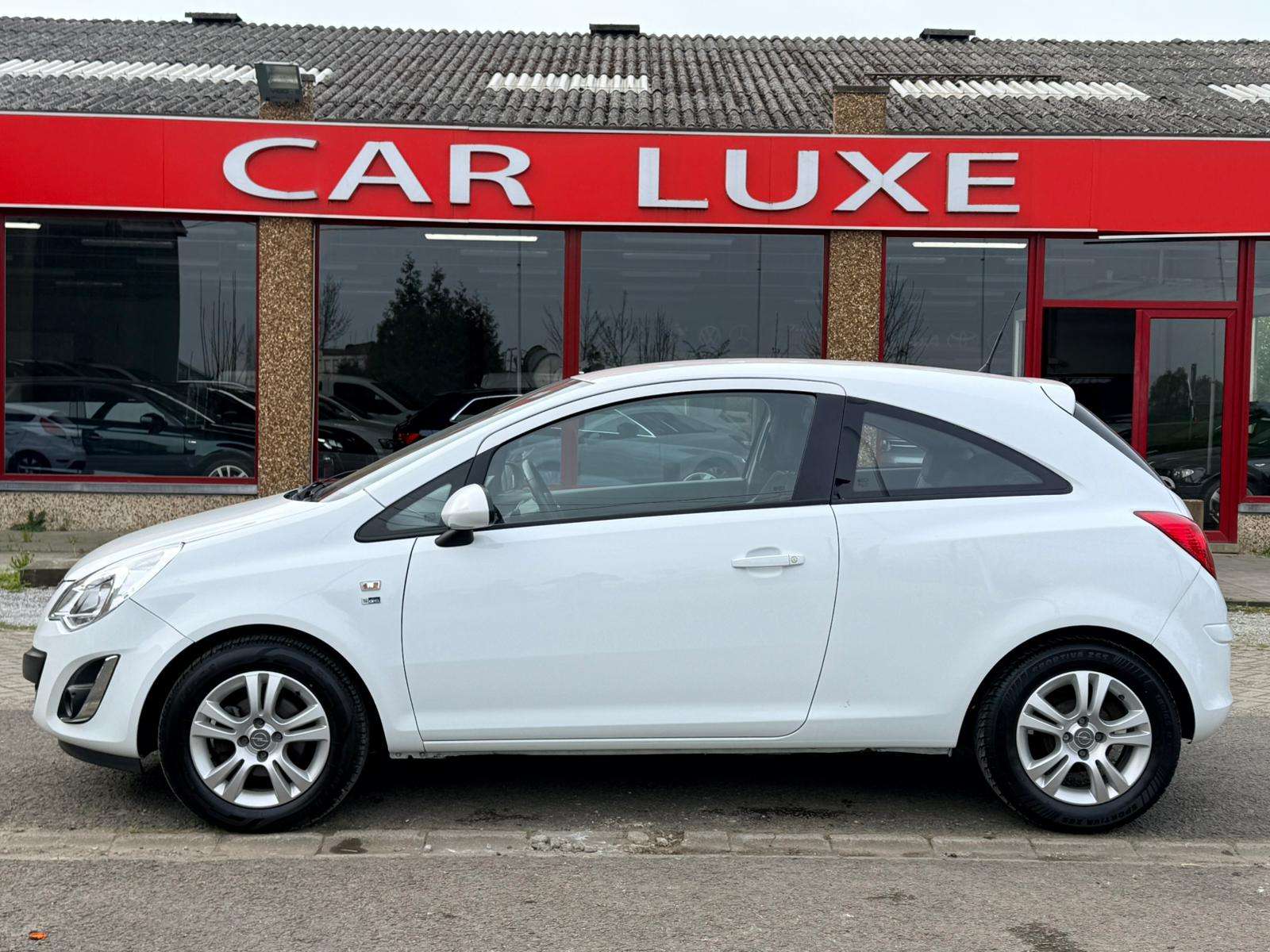 Opel Corsa 1.2I 85CV  CLIM JANTES ESSENCE