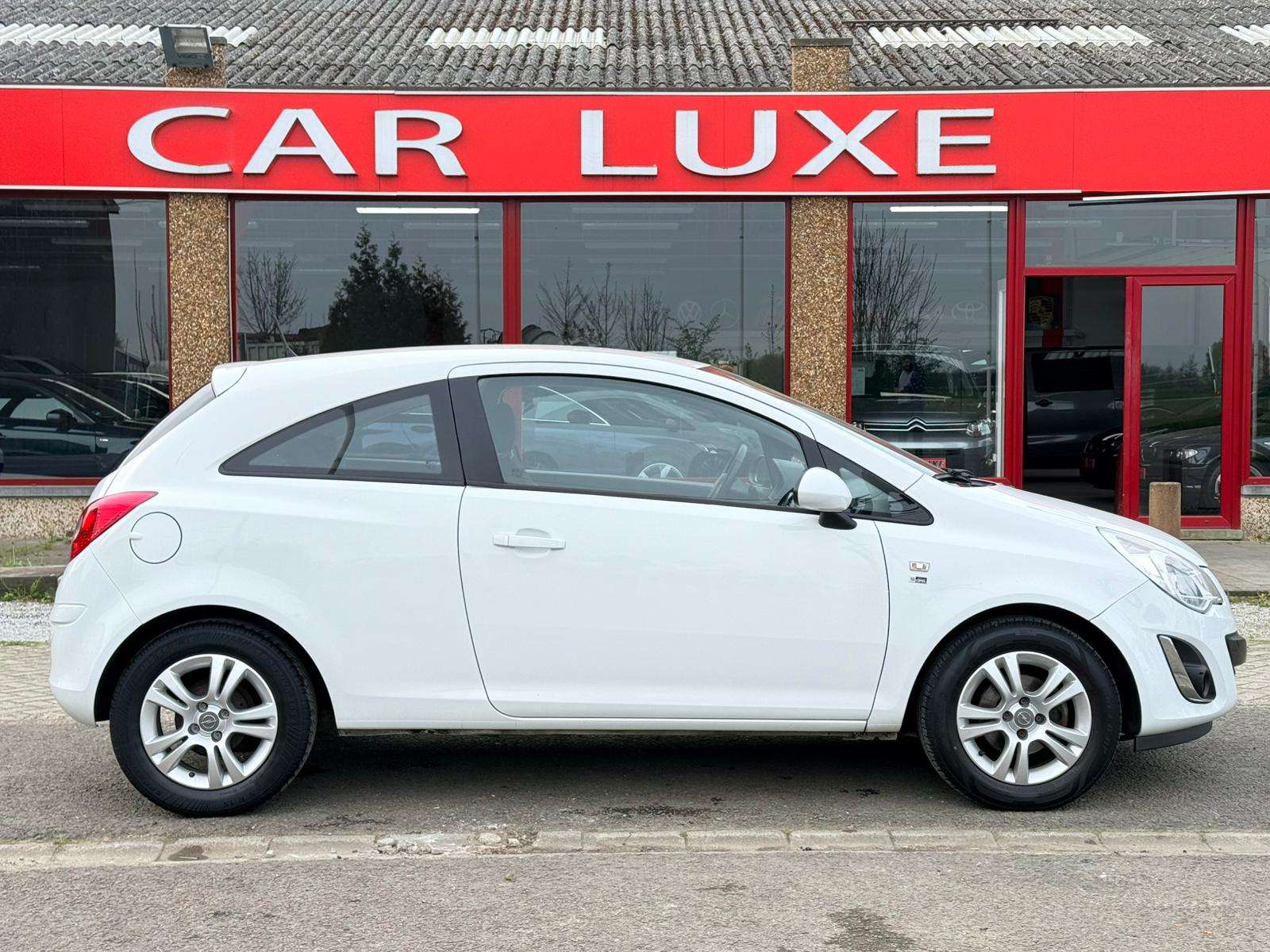 Opel Corsa 1.2I 85CV  CLIM JANTES ESSENCE