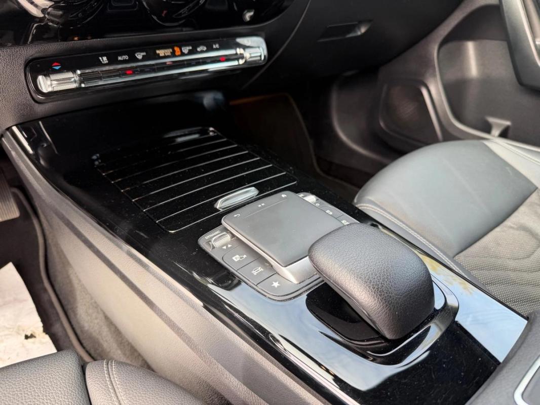 Mercedes-Benz Classe A 2.0 200 D 150 BUSINESS LINE 8G-DCT / 1er MAIN TVA RECUPERABLE PRIX TTC/TVA