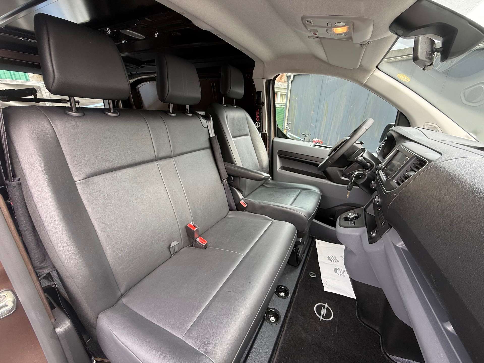 Opel Vivaro 2.0TD, Airco, Navigatie, Camera, Rolstoelwagen + 12m Garantie