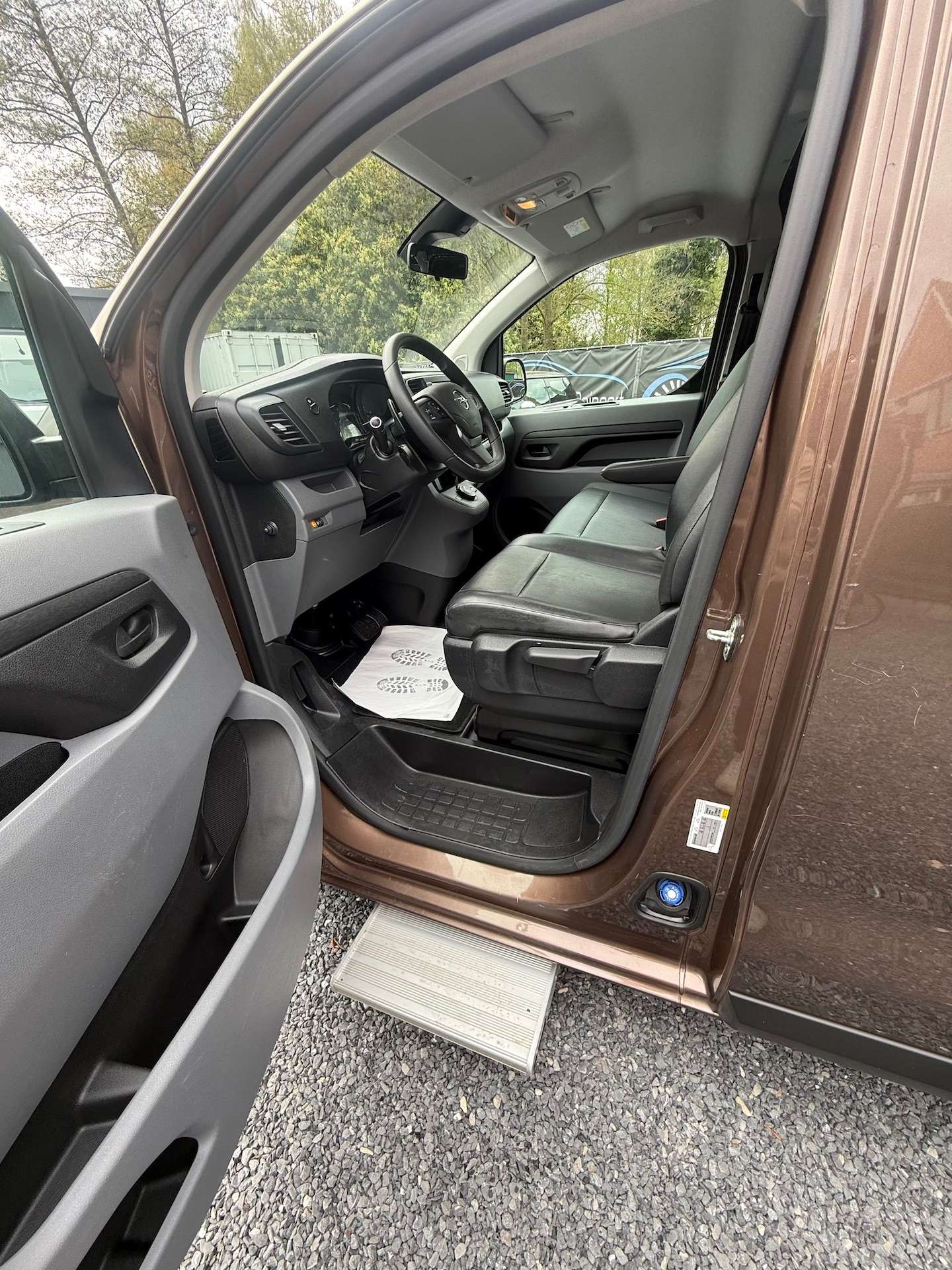Opel Vivaro 2.0TD, Airco, Navigatie, Camera, Rolstoelwagen + 12m Garantie
