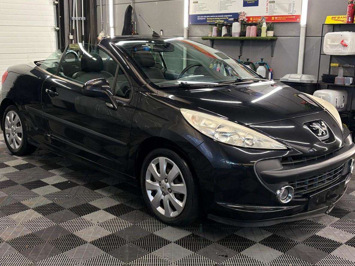 Peugeot 207 CC 1.6i 16v Bj. 2008 155.364Km