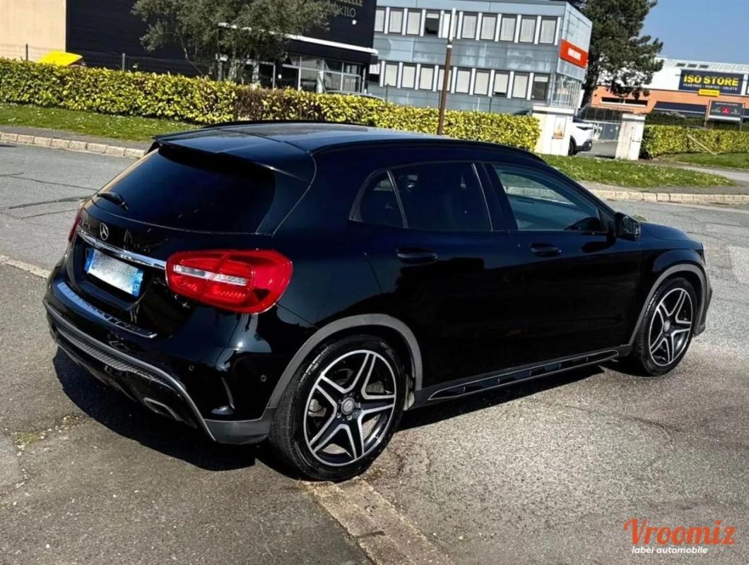 Mercedes-Benz Gla 250 211 CV FASCINATION 4MATIC 7G-DCT BVA AMG