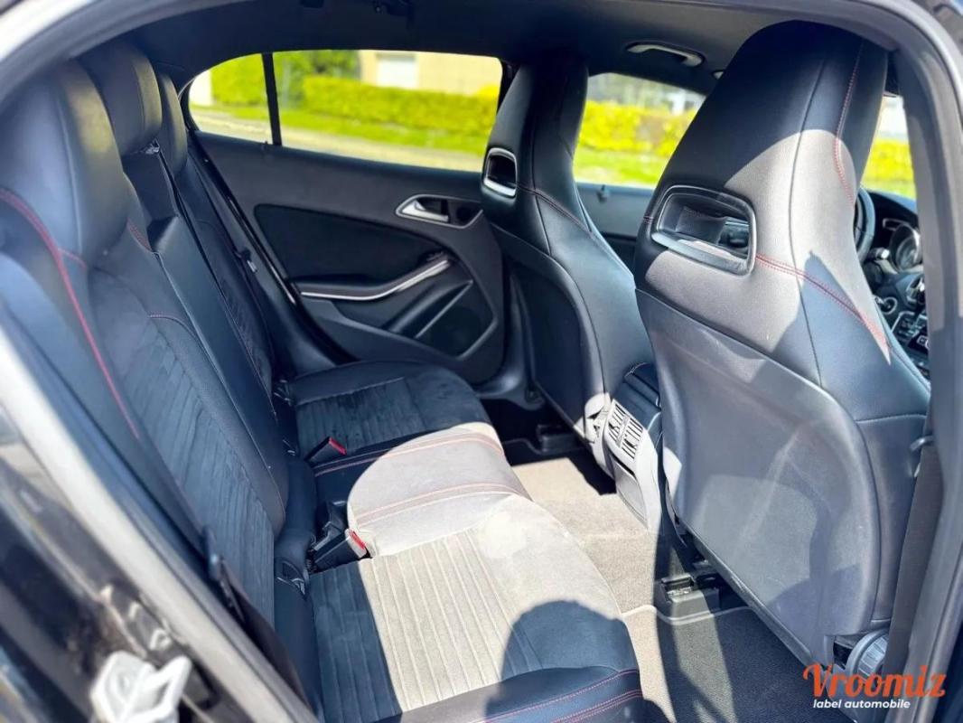 Mercedes-Benz Gla 250 211 CV FASCINATION 4MATIC 7G-DCT BVA AMG