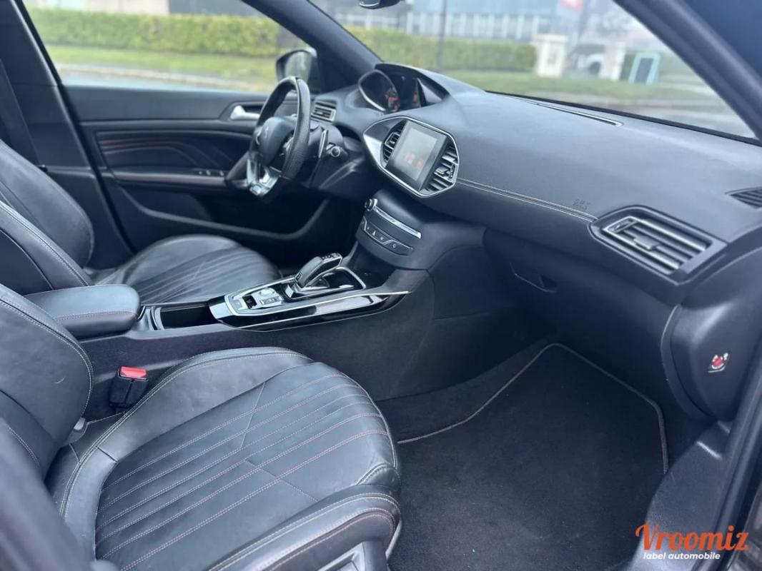Peugeot 308 1.2 130 GT LINE EAT8 PACK CUIR TOIT PANO GARANTIE 12 MOIS
