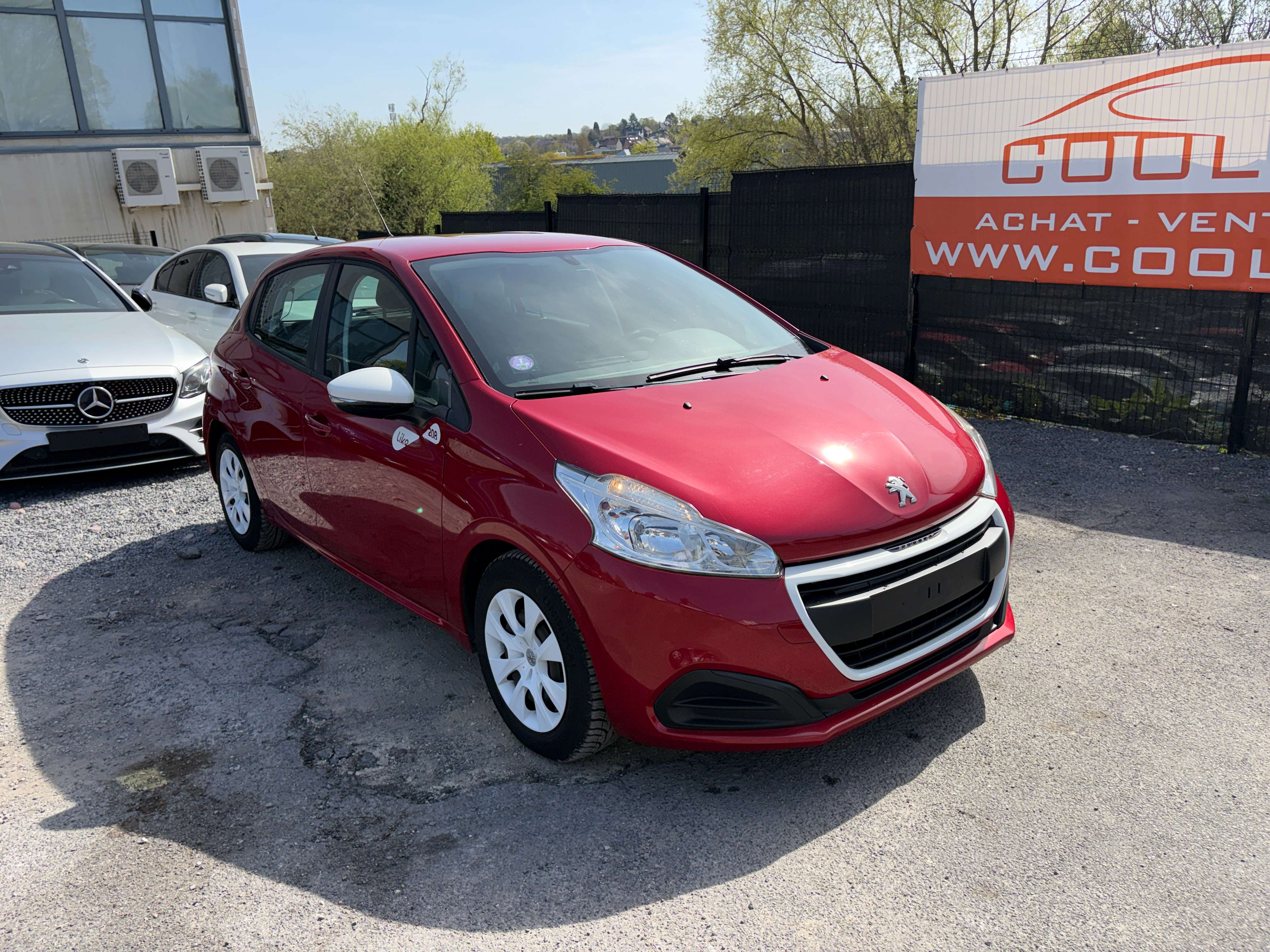 Peugeot 208 1.2i Like - EU6 - GARANTIE 1AN -