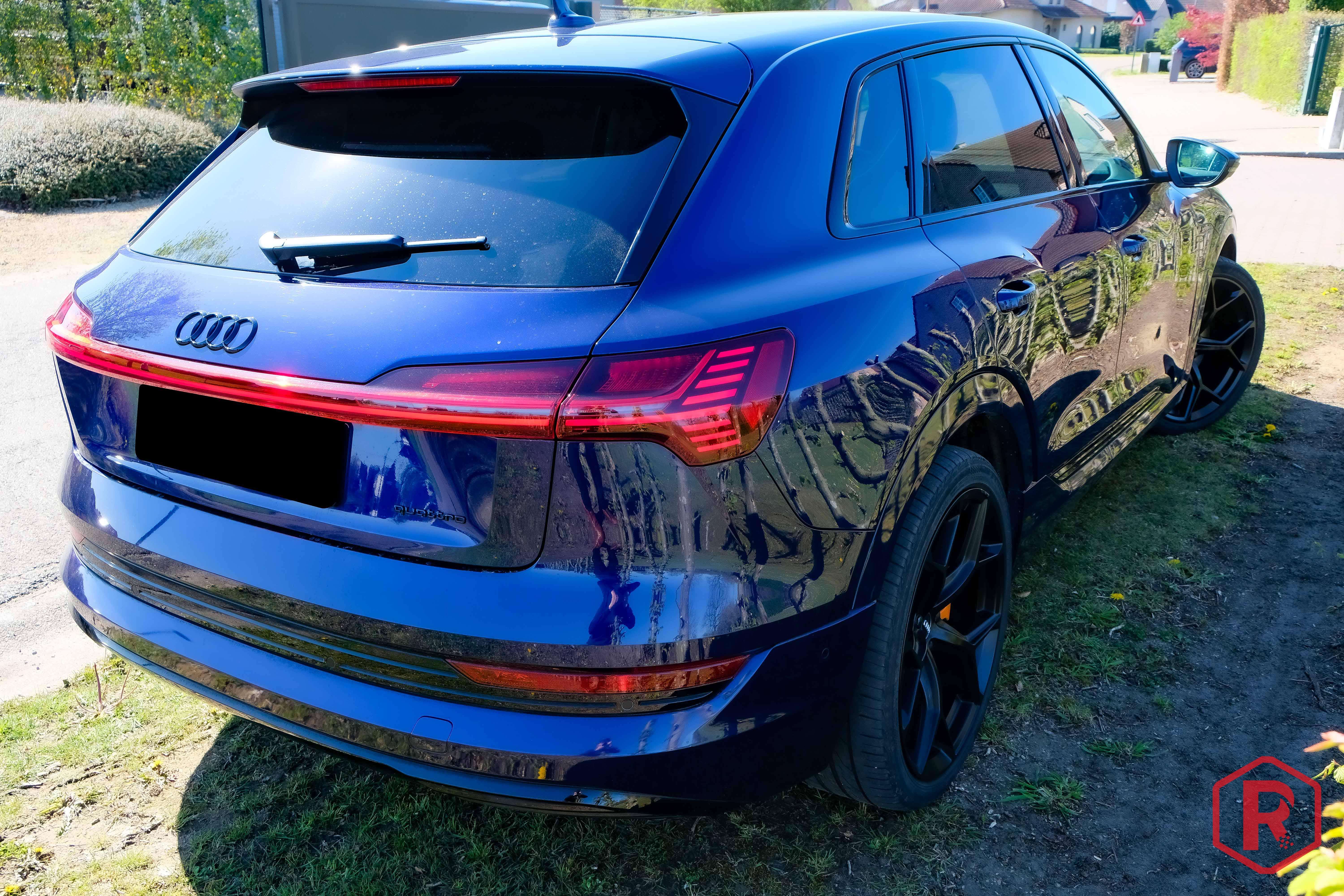 Audi e-tron 50 S line Competition ACC Matrix