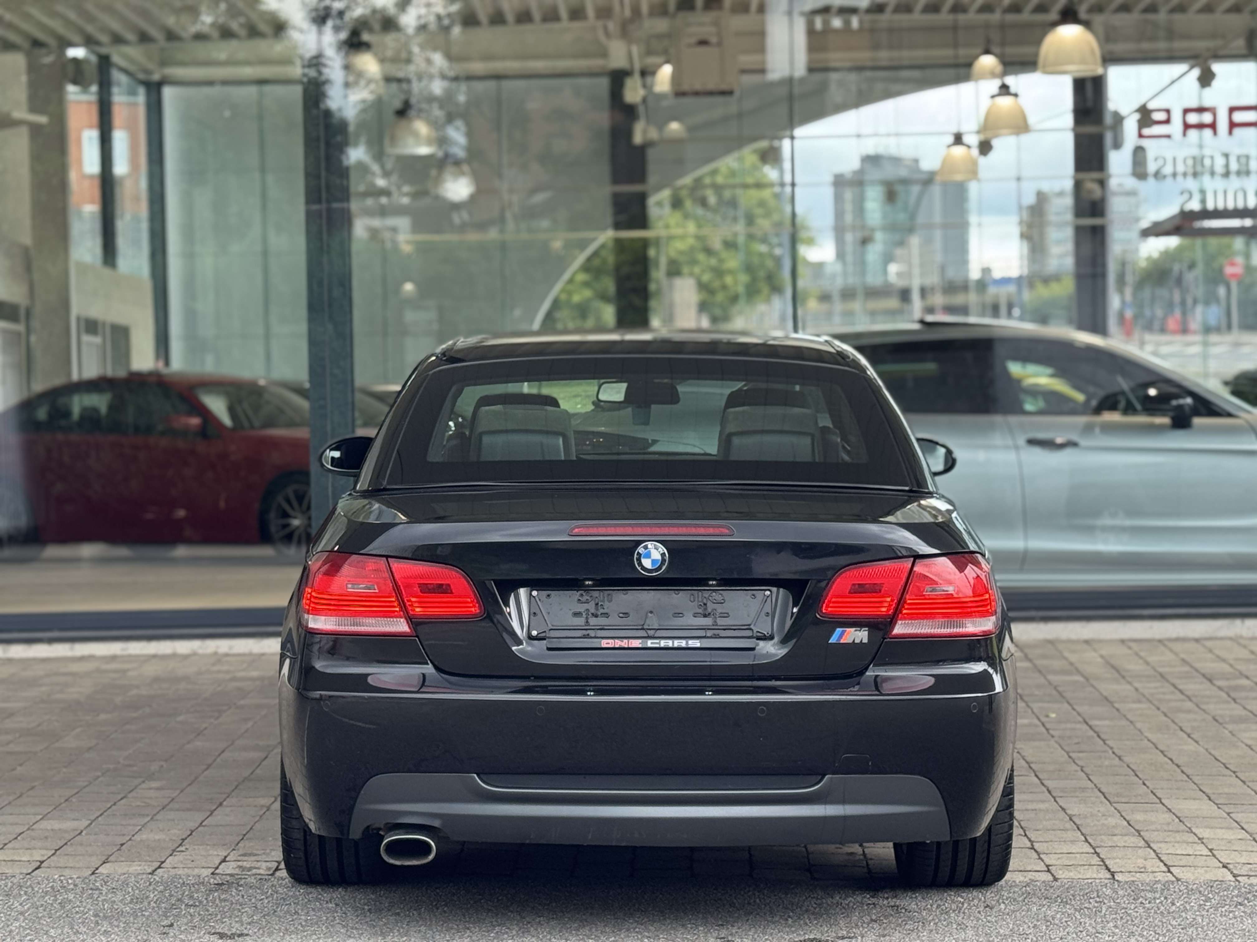 BMW 320 d CABRIO "PACK M" BIXENON-ALCANTARA-CLIM-PDC-JA18P-GAR 1AN