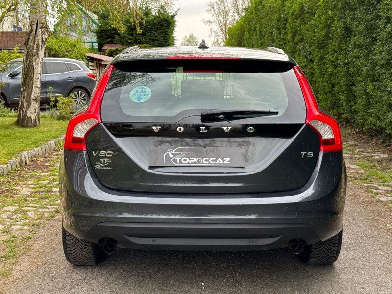 Volvo V60 T3 150CH MOMENTUM - 76.000KM * 1ERE MAIN * GARANTIE