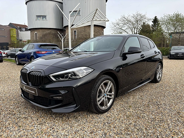 BMW 118 d *PACK M*CARPLAY*CAMERA*LED*1ER PROPRIO*GARANTIE*