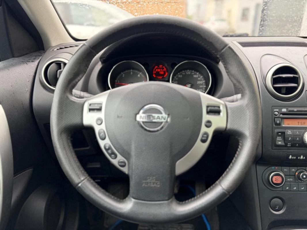Nissan Qashqai GENERATION-I 1.5 DCI 105 TEKNA 2WD - TOIT PANORAMIQUE CLIM AUTO SIEGES CHAUFFANTS