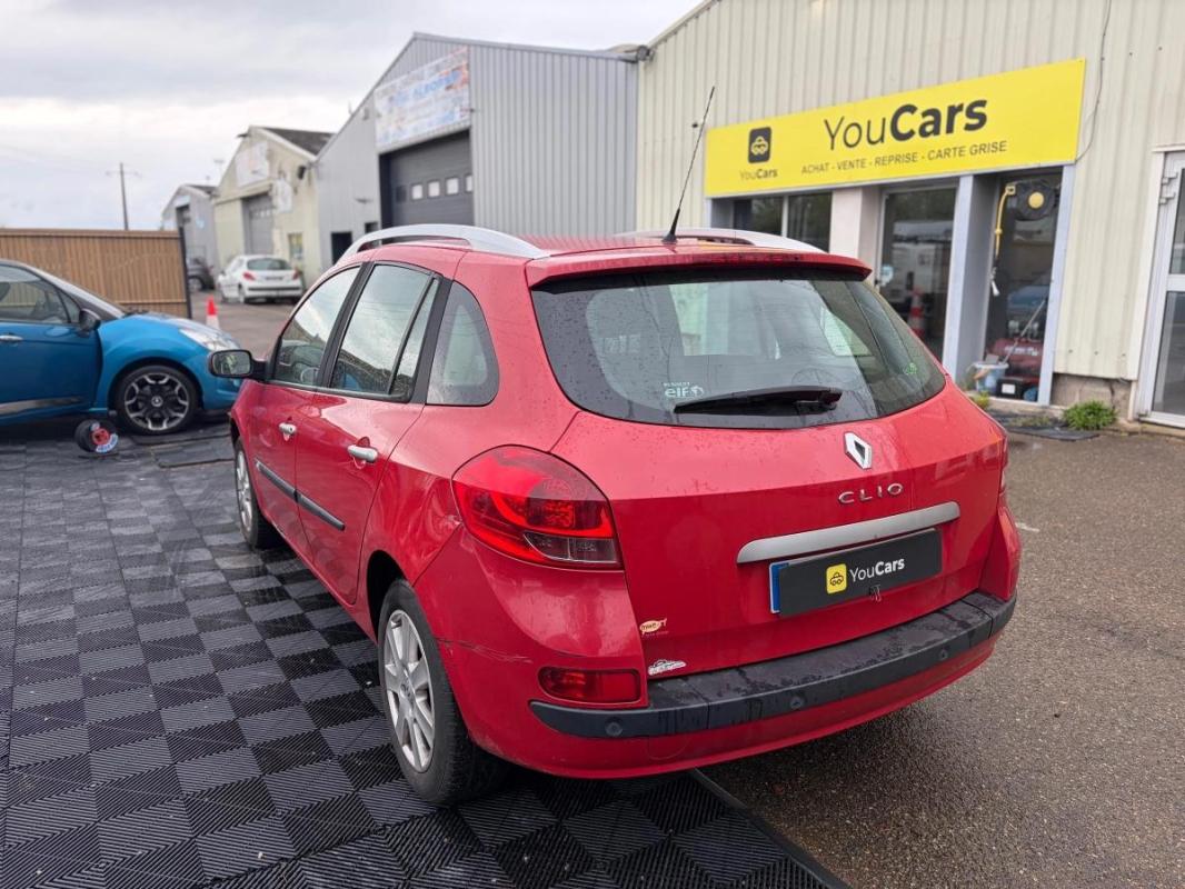Renault Clio ESTATE 1.5 DCI 105 DYNAMIQUE - ENTRETIEN A JOUR CLIMATISATION BOITE 6