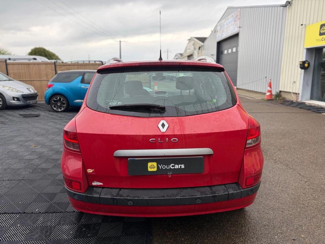 Renault Clio ESTATE 1.5 DCI 105 DYNAMIQUE - ENTRETIEN A JOUR CLIMATISATION BOITE 6