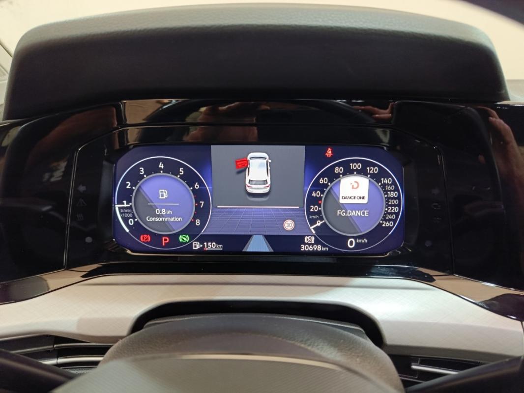 Volkswagen Golf VIII 1.0 ETSI OPF 110 DSG7 LIFE BUSINESS