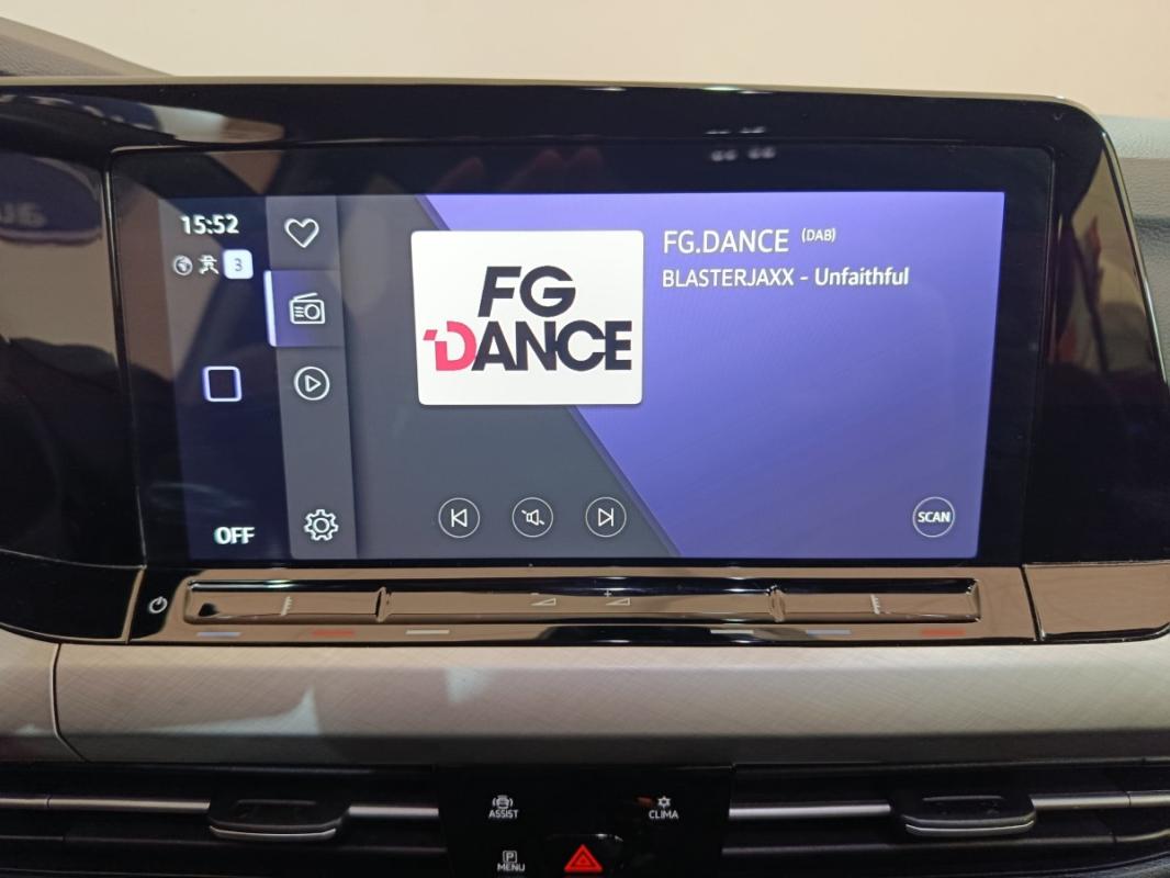 Volkswagen Golf VIII 1.0 ETSI OPF 110 DSG7 LIFE BUSINESS