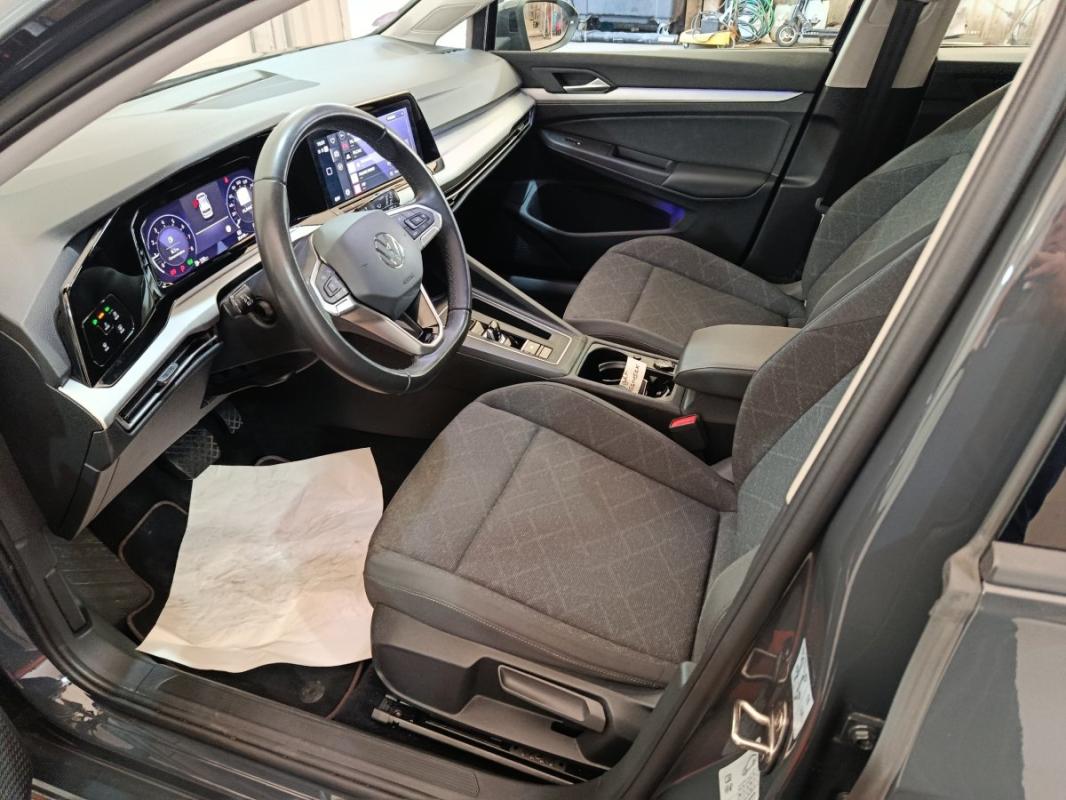 Volkswagen Golf VIII 1.0 ETSI OPF 110 DSG7 LIFE BUSINESS