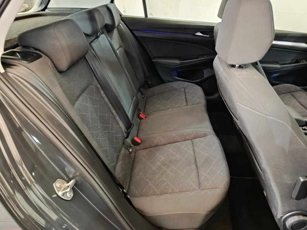 Volkswagen Golf VIII 1.0 ETSI OPF 110 DSG7 LIFE BUSINESS