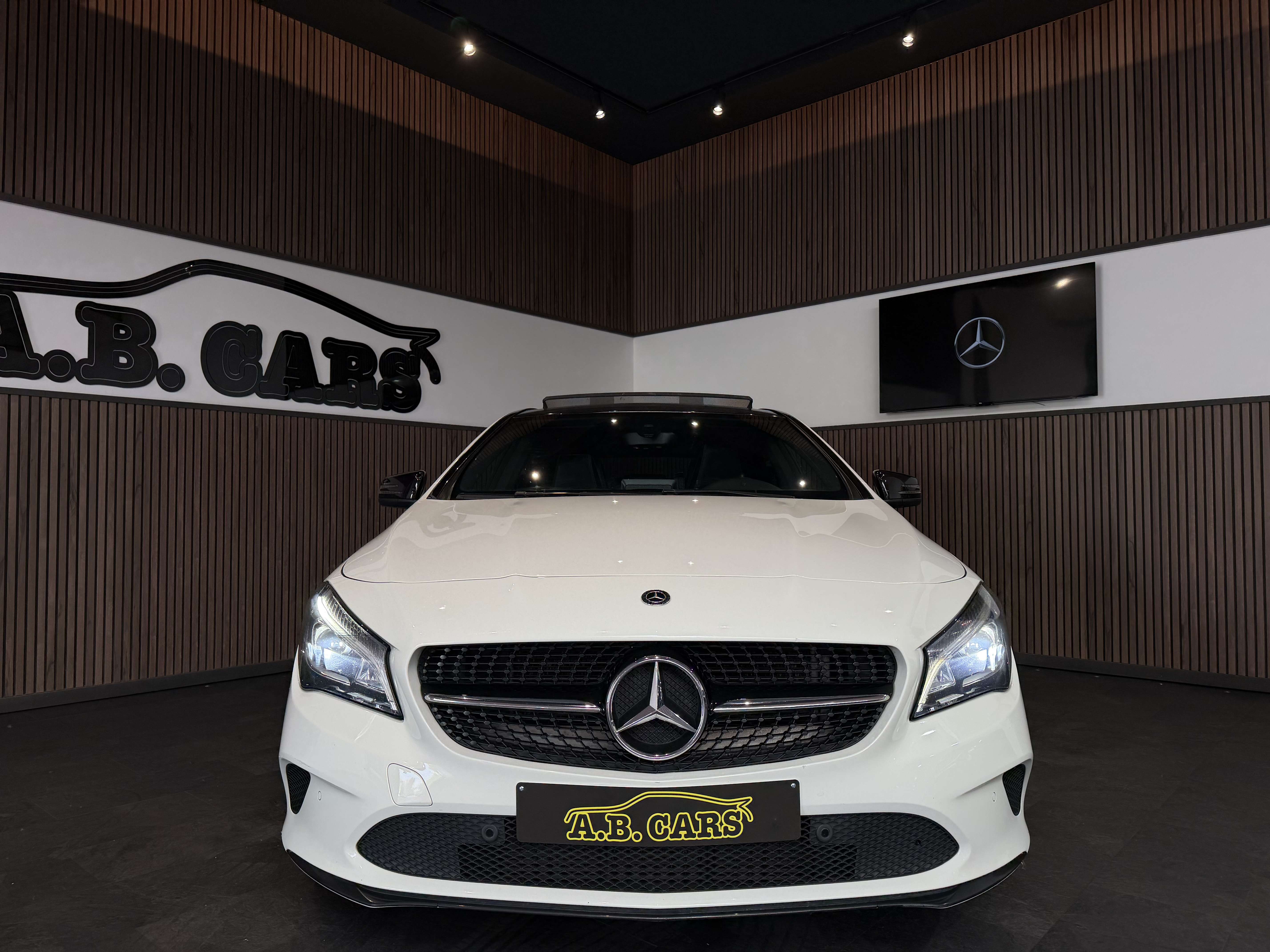 Mercedes-Benz CLA 180 d Business Solution - AUTOMATIQUE - GARANTIE 12MOIS