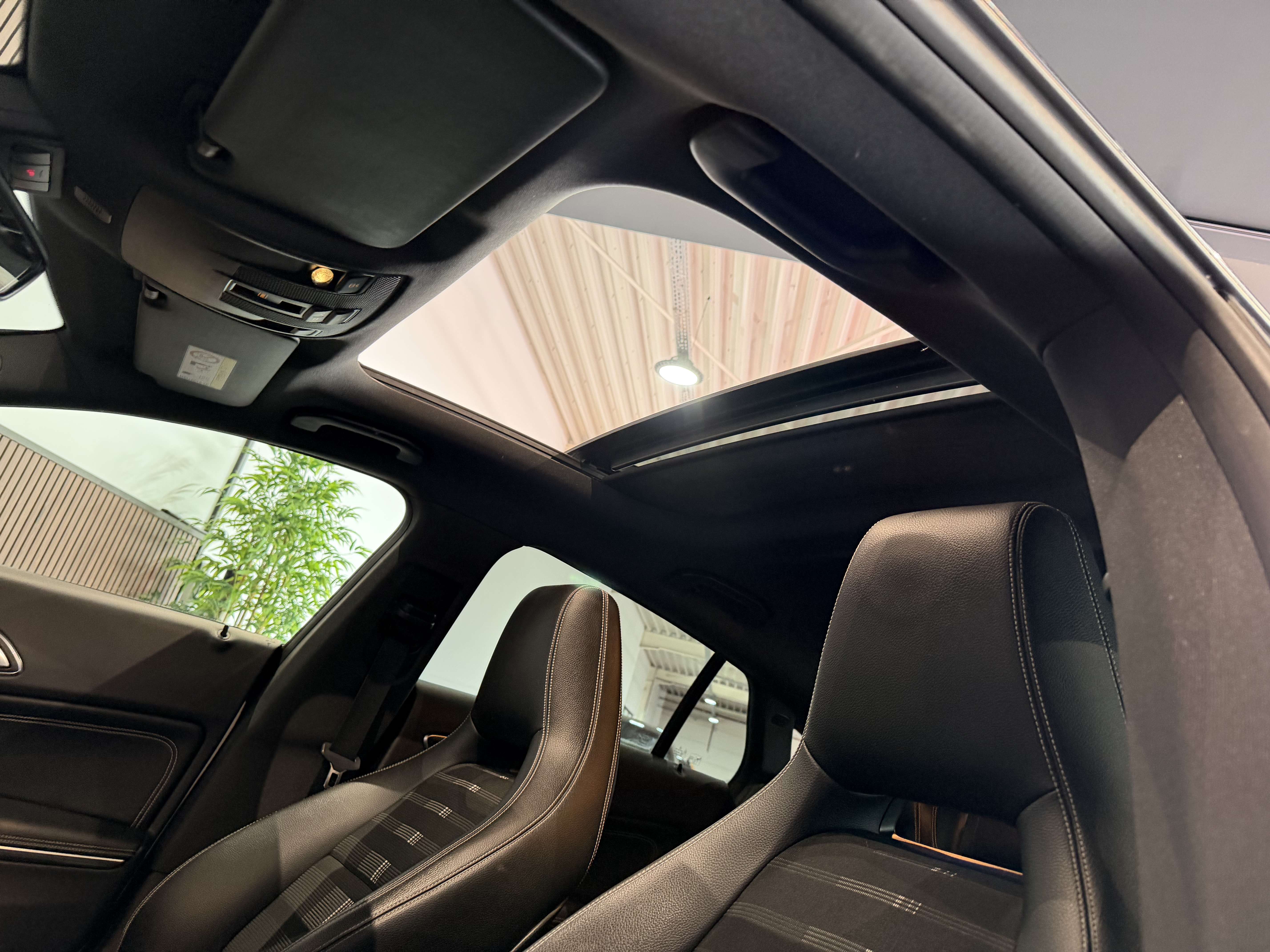 Mercedes-Benz CLA 180 d Business Solution - AUTOMATIQUE - GARANTIE 12MOIS