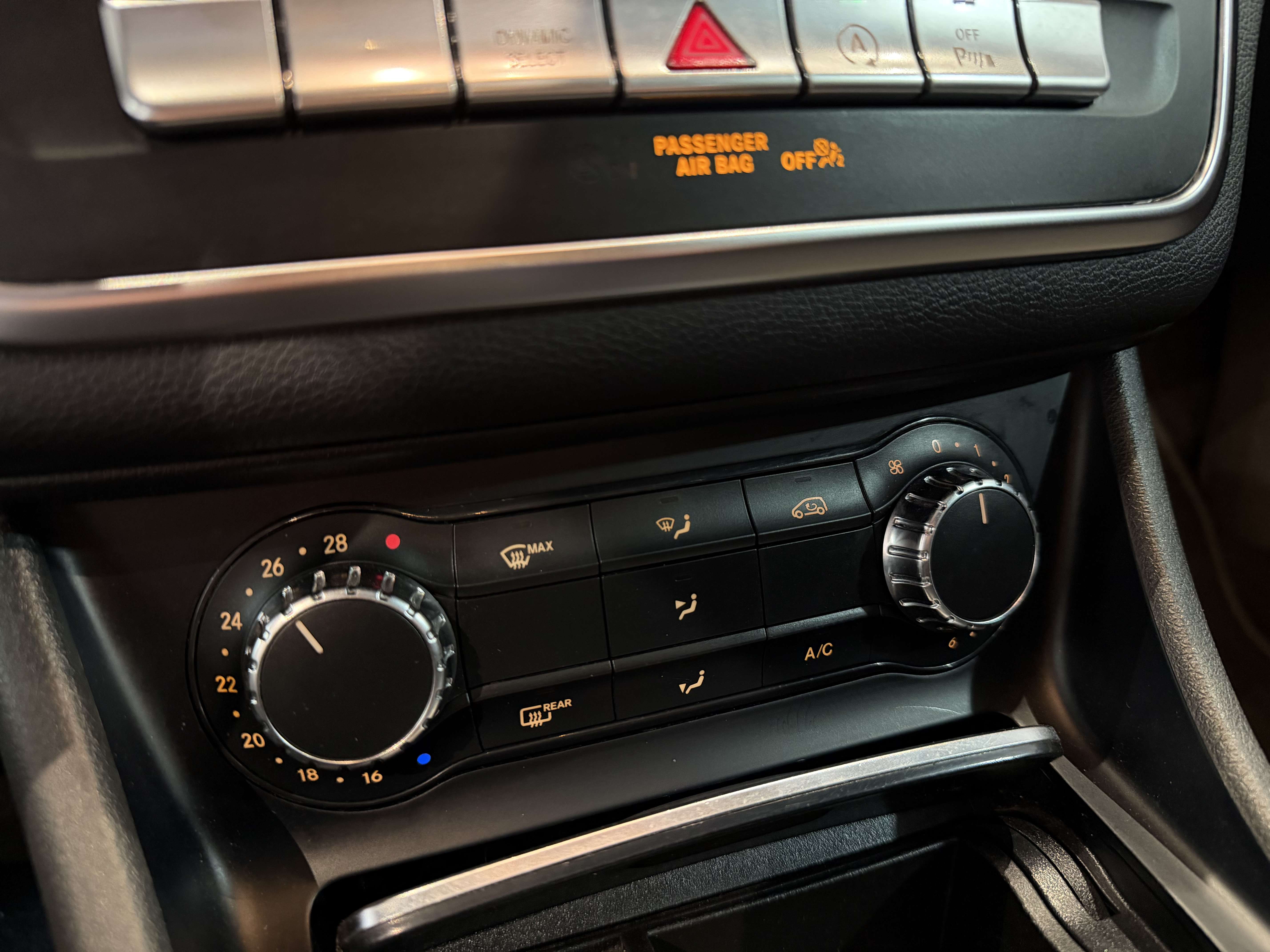 Mercedes-Benz CLA 180 d Business Solution - AUTOMATIQUE - GARANTIE 12MOIS