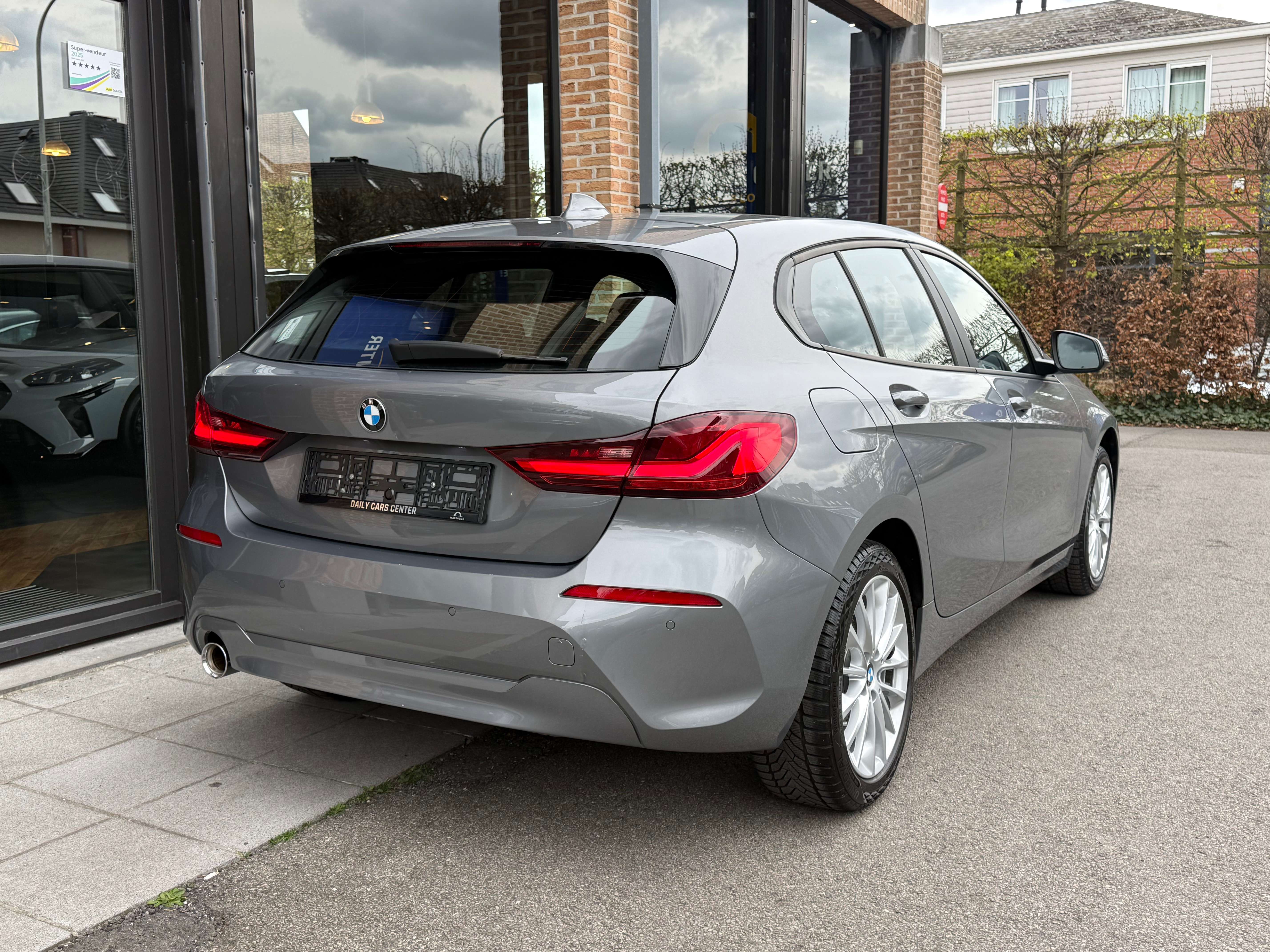 BMW 118 iA OPF Volant M I S.chauff I Led I CarPlay