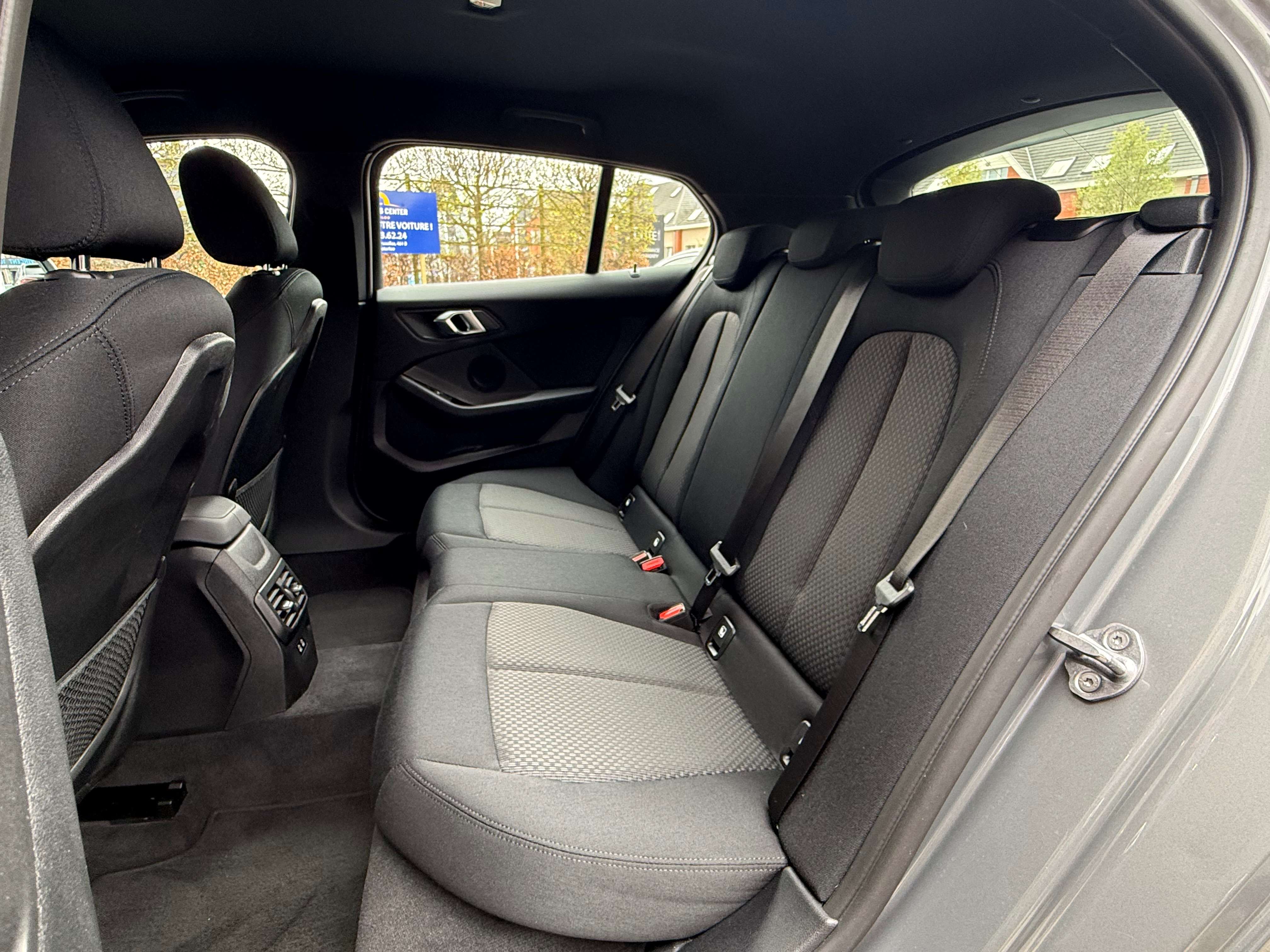 BMW 118 iA OPF Volant M I S.chauff I Led I CarPlay