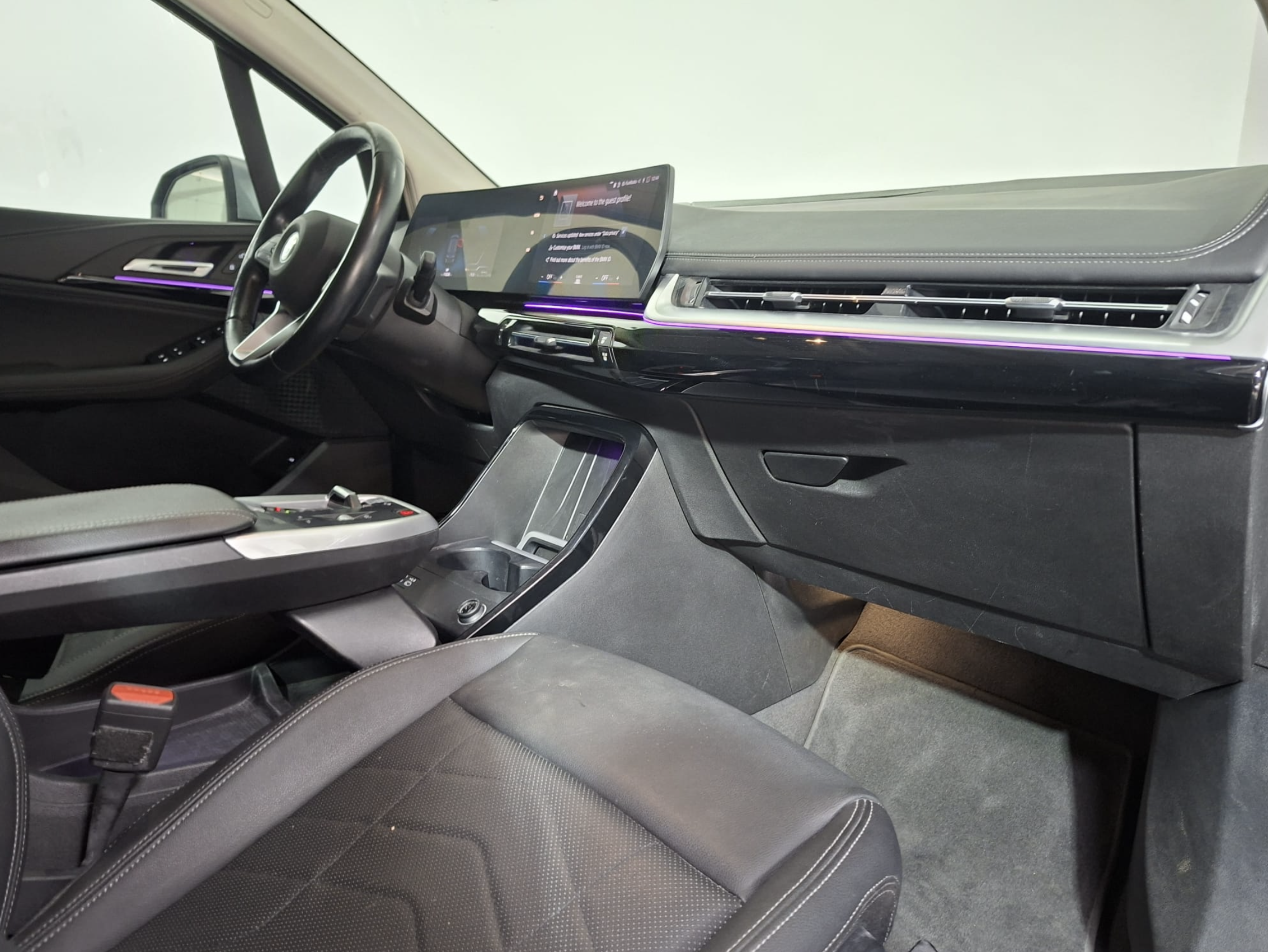 BMW 225 225e XDRIVE I 2 JAAR GRATIS ONDERHOUDI | Nav | Hybride | Leder | Led | Automaat